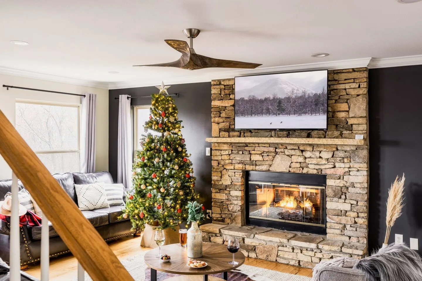 Stunning Mtn Views, Game Room, Hot Tub, Firepits 9