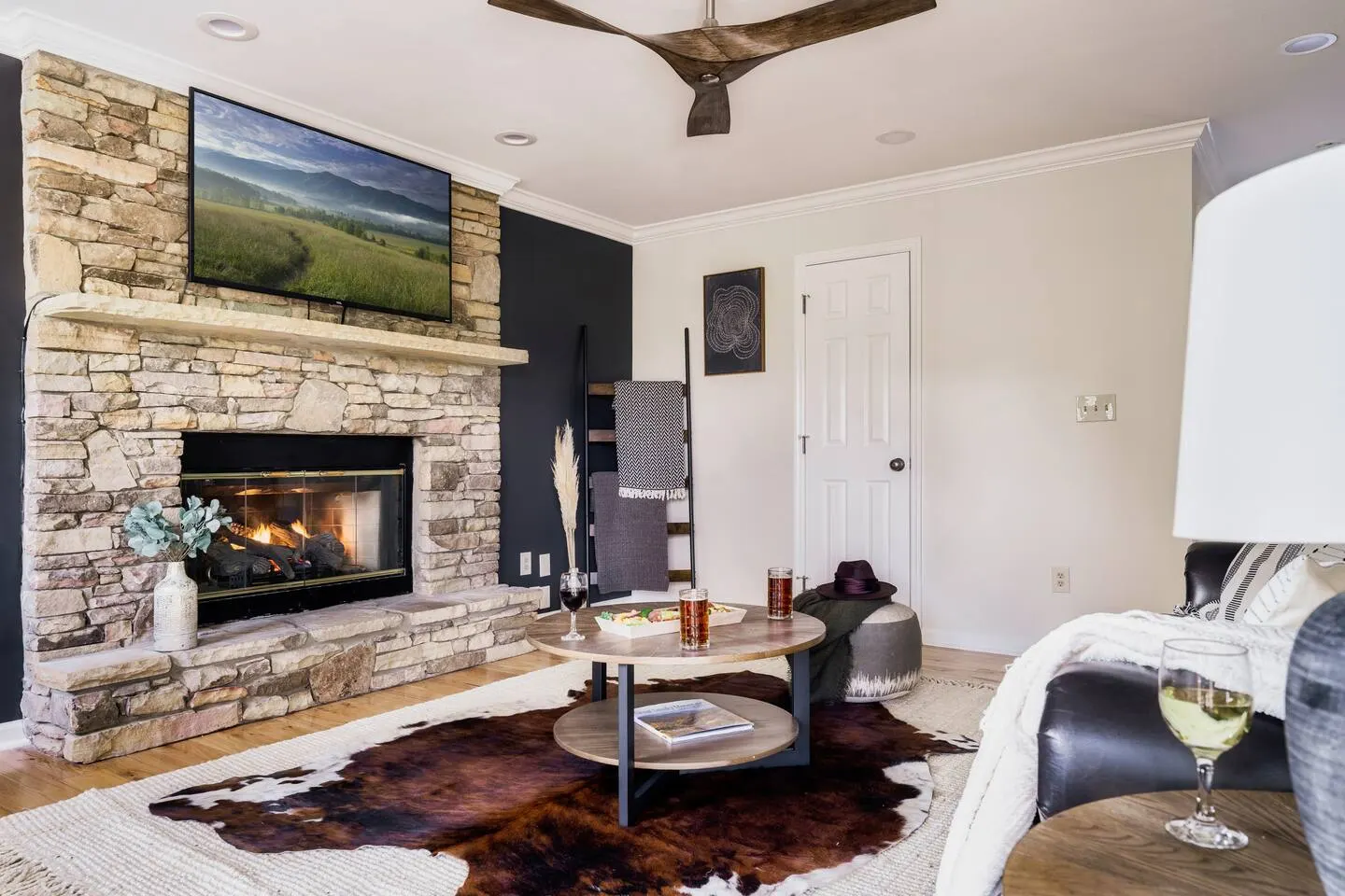 Stunning Mtn Views, Game Room, Hot Tub, Firepits 14