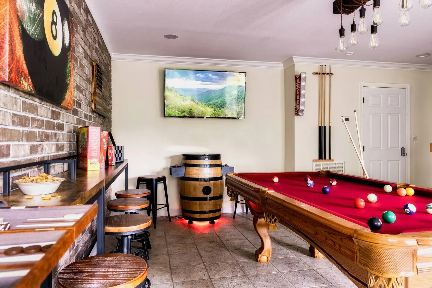 Stunning Mtn Views, Game Room, Hot Tub, Firepits 8