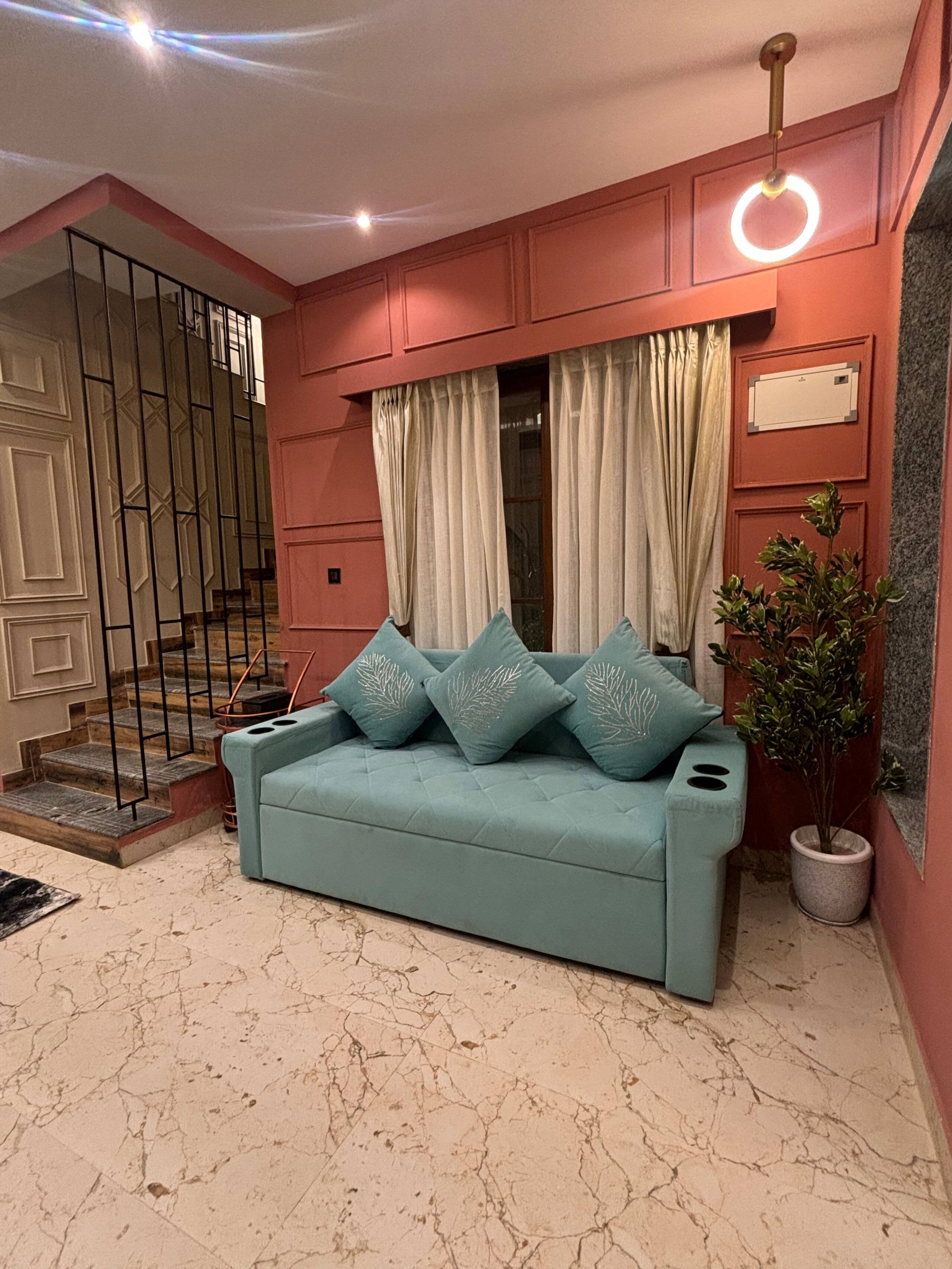 HangOut Villa with Pool Rooftop Jaccuzi Pool Table 12