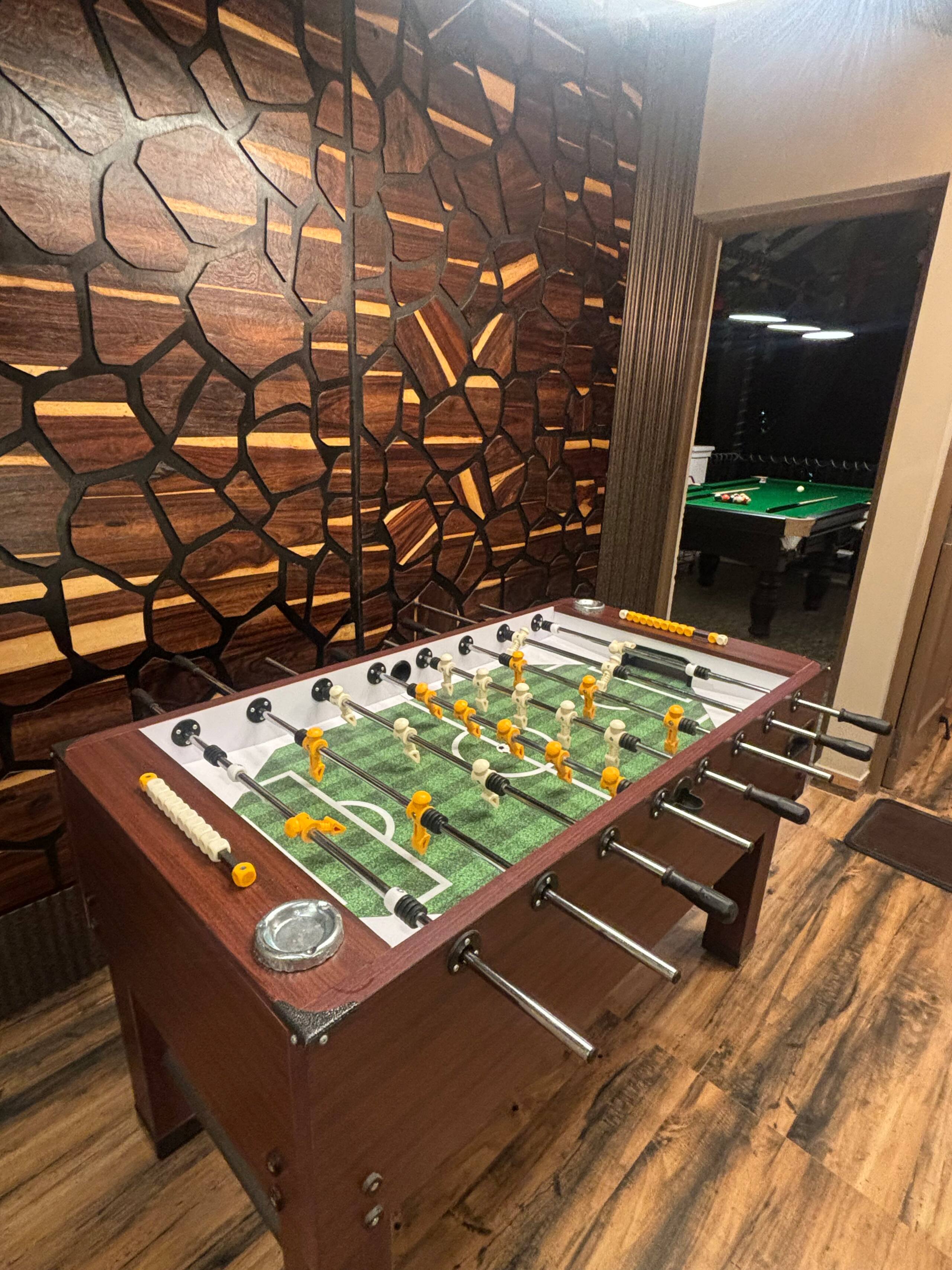 HangOut Villa with Pool Rooftop Jaccuzi Pool Table — photo 3