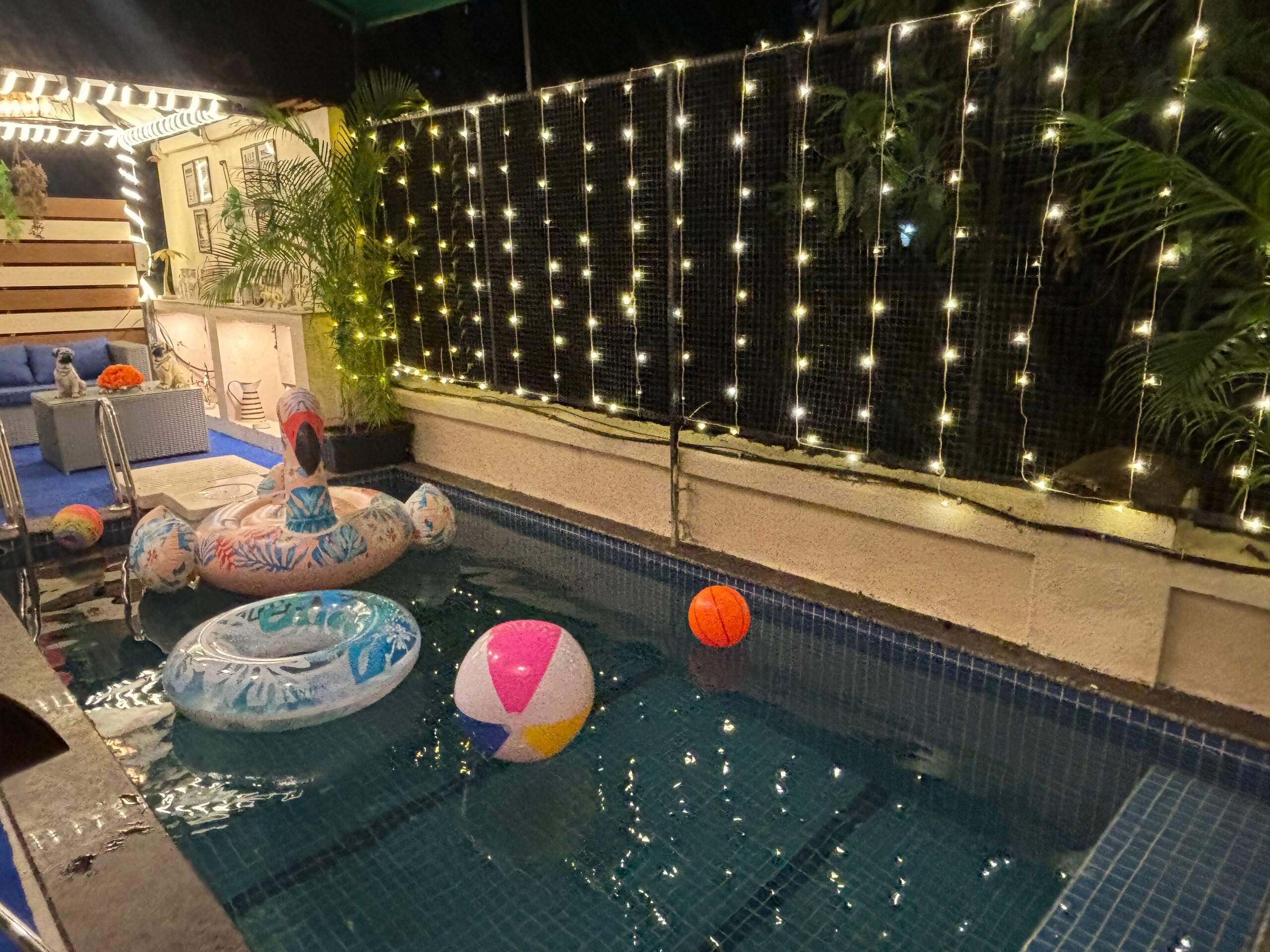 HangOut Villa with Pool Rooftop Jaccuzi Pool Table 6
