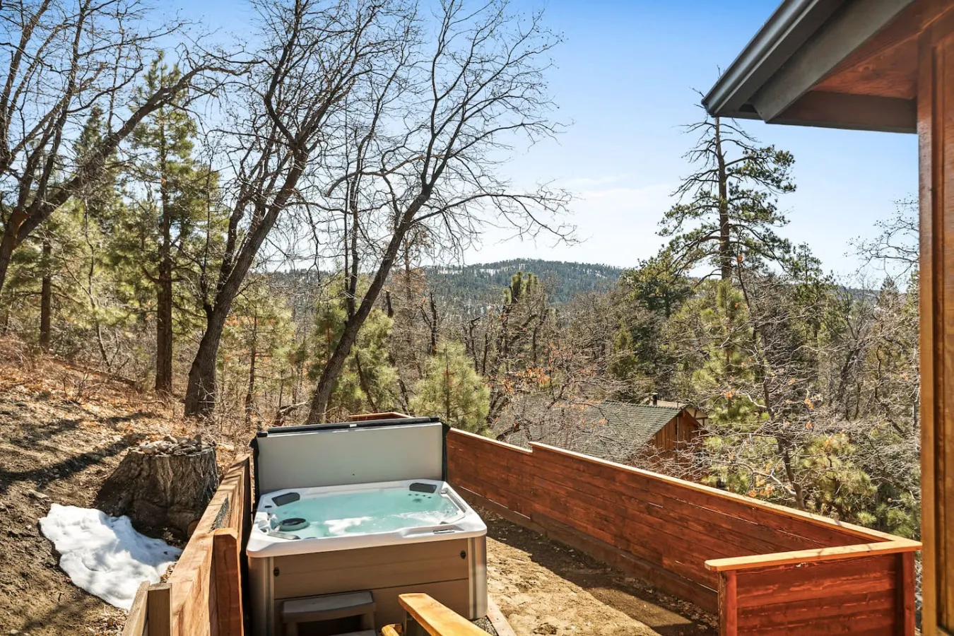 Bear Moon Manor | Hot Tub • Pine Views • 3BR