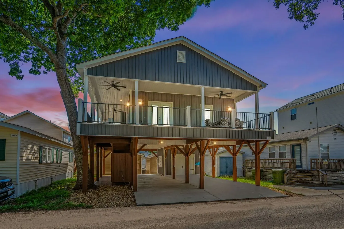 Seaside Escape Beach Access & Family Paradise 6
