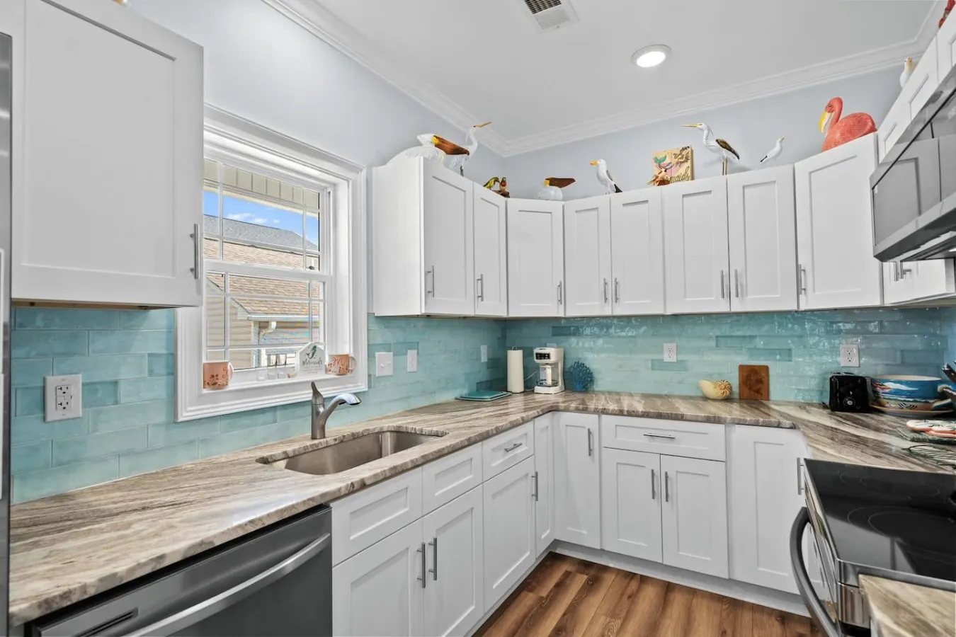 Seaside Escape Beach Access & Family Paradise 8