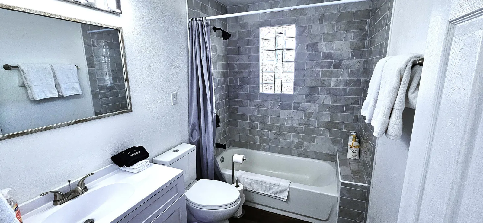 3Bd, King, Brkfst, Boat Parking, Washer/Dryer, Sleeps 11, BBQ, Unit 123 — photo 3