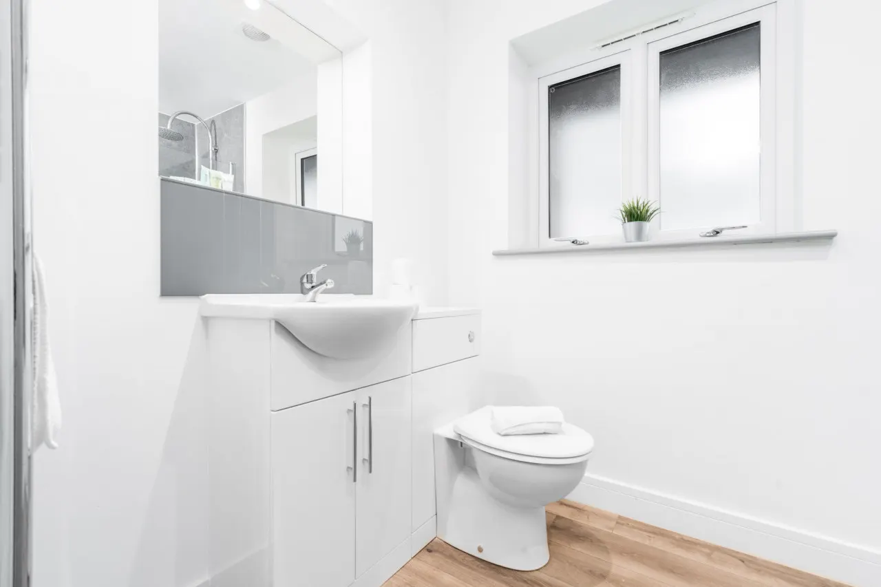 The Marsons Collection - Two Bed - Balcony - Parking - Smethwick 6