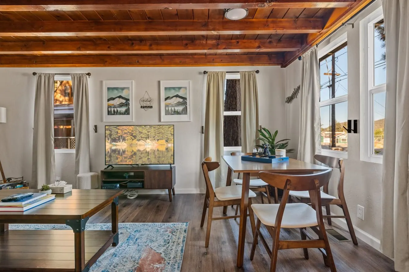 Cozy Chic 2BR Bear Sky Cabin & Easy Parking 9