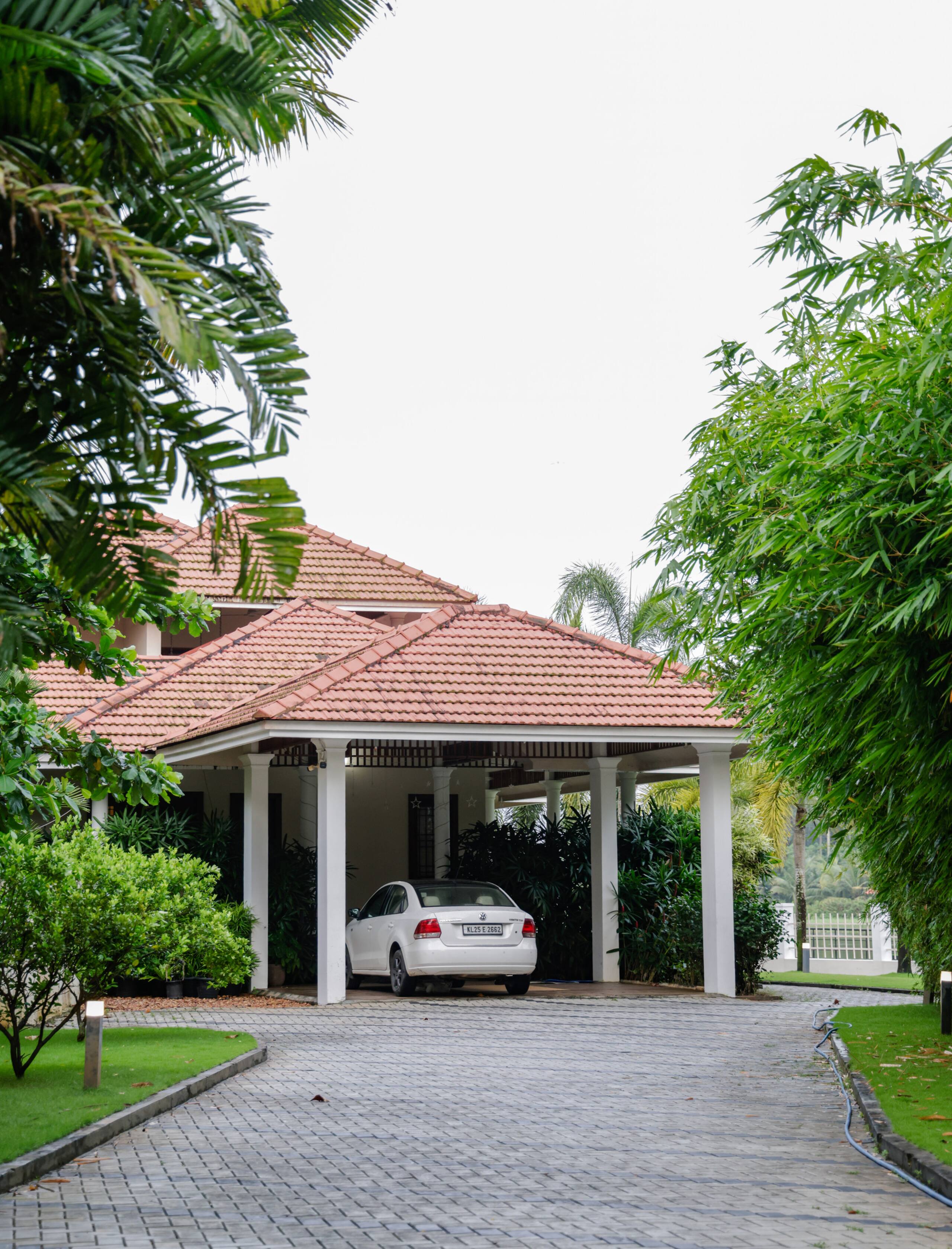 Lake View (Entire) Home in Kochi (River Whisper) 40