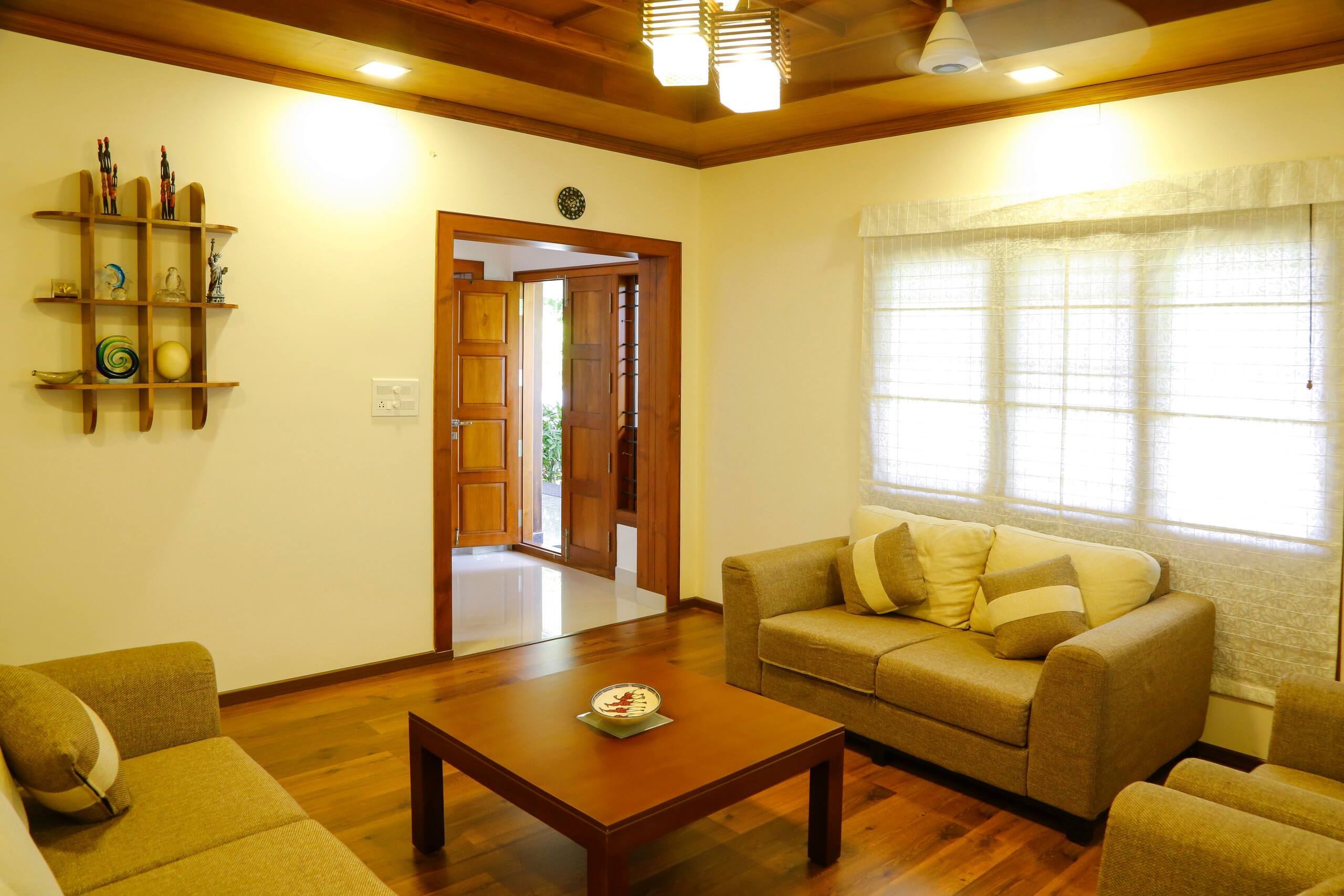 Lake View (Entire) Home in Kochi (River Whisper) 5