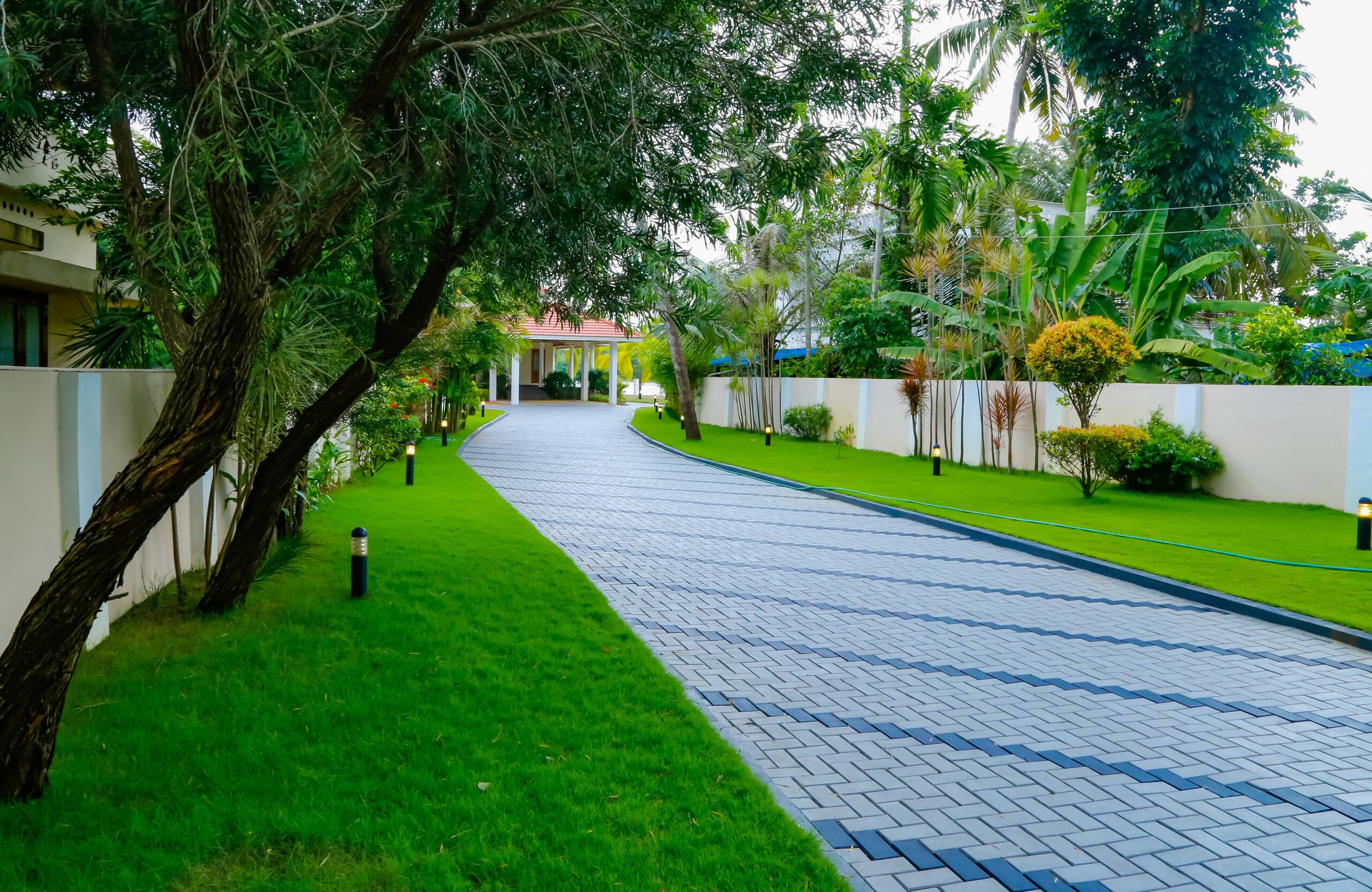 Lake View (Entire) Home in Kochi (River Whisper) 27