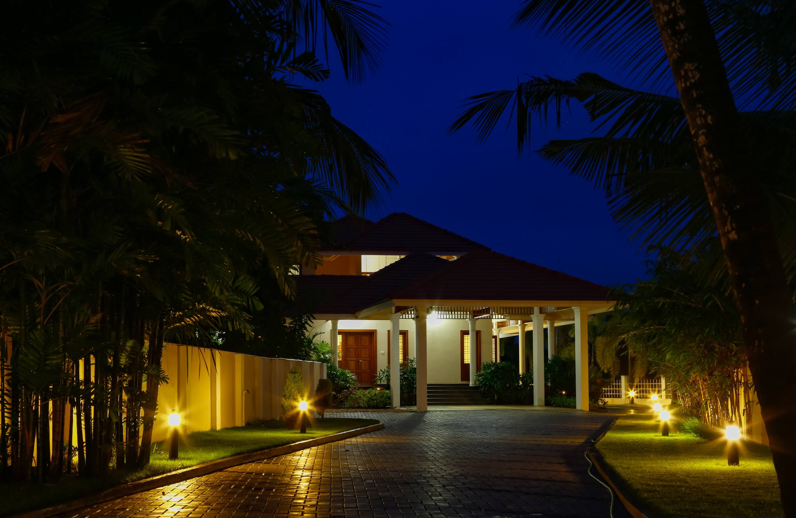 Lake View (Entire) Home in Kochi (River Whisper) 30