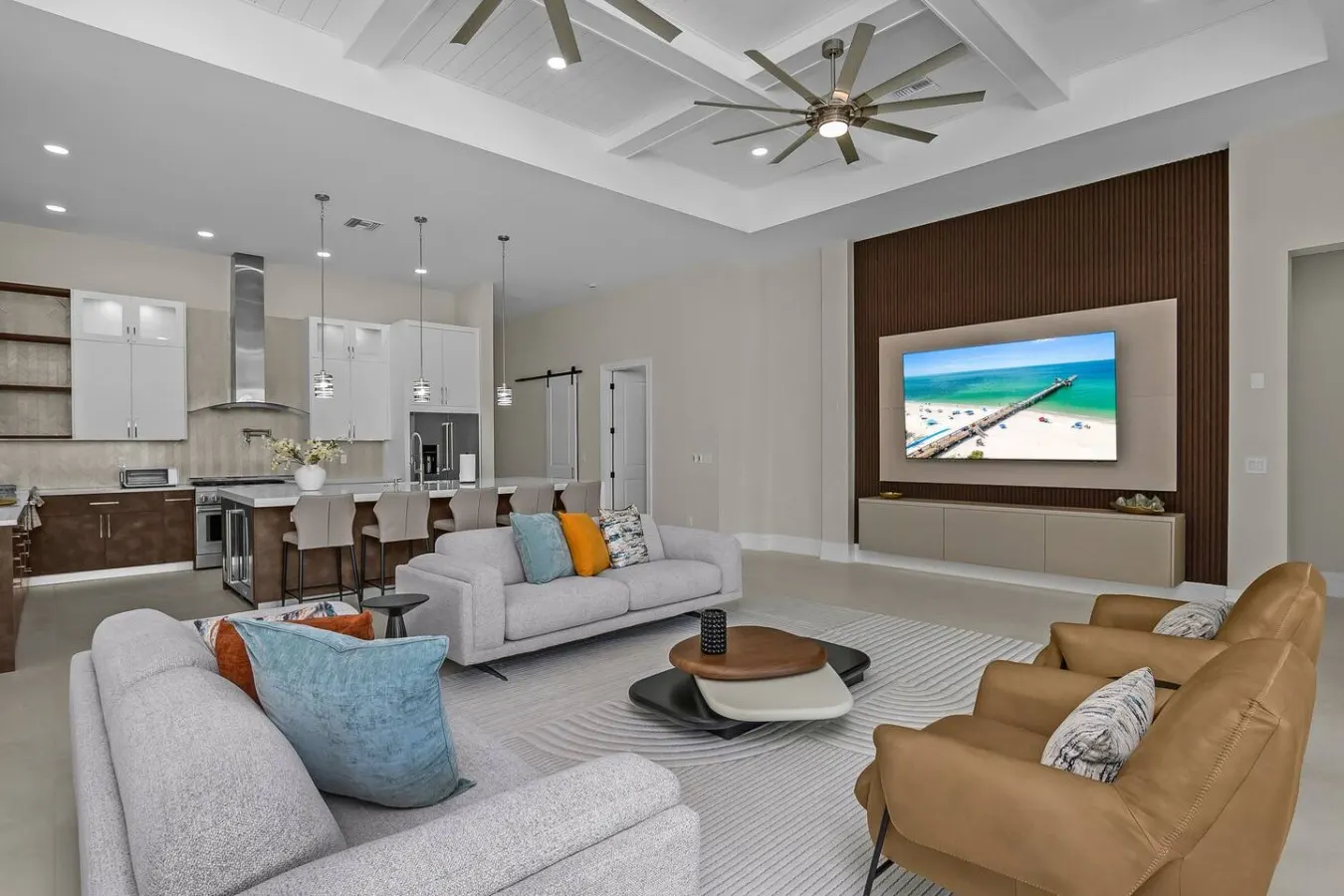 A Morningside Luxury Escape - New Build-Pool & Spa 14