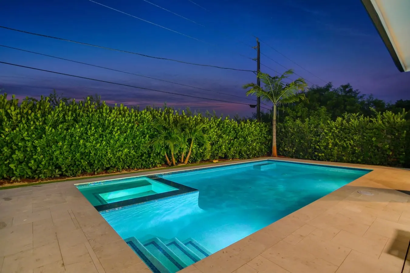 A Morningside Luxury Escape - New Build-Pool & Spa 19