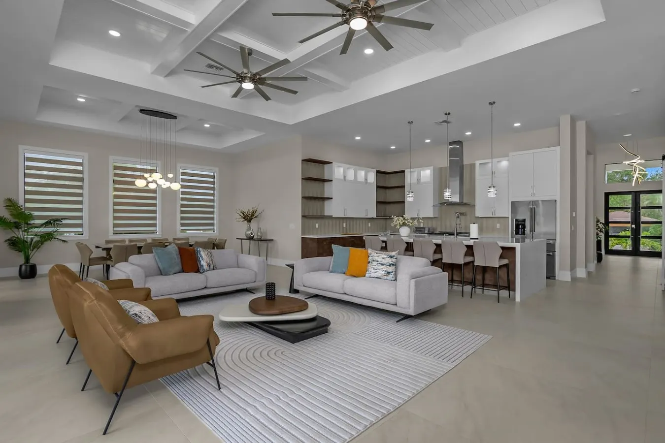 A Morningside Luxury Escape - New Build-Pool & Spa 8
