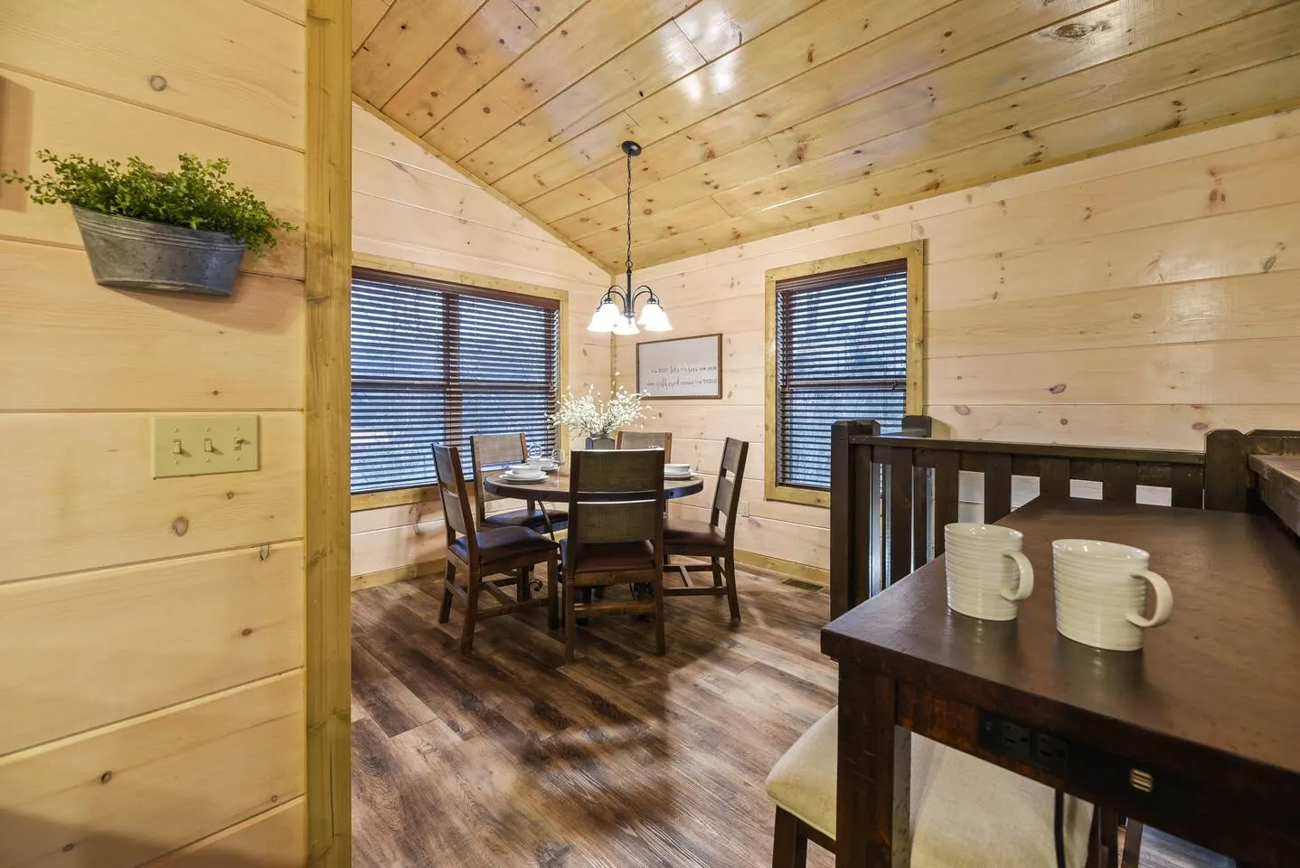 4BD-2BH-Pool Community-Hottub-Parking-Wifi 17