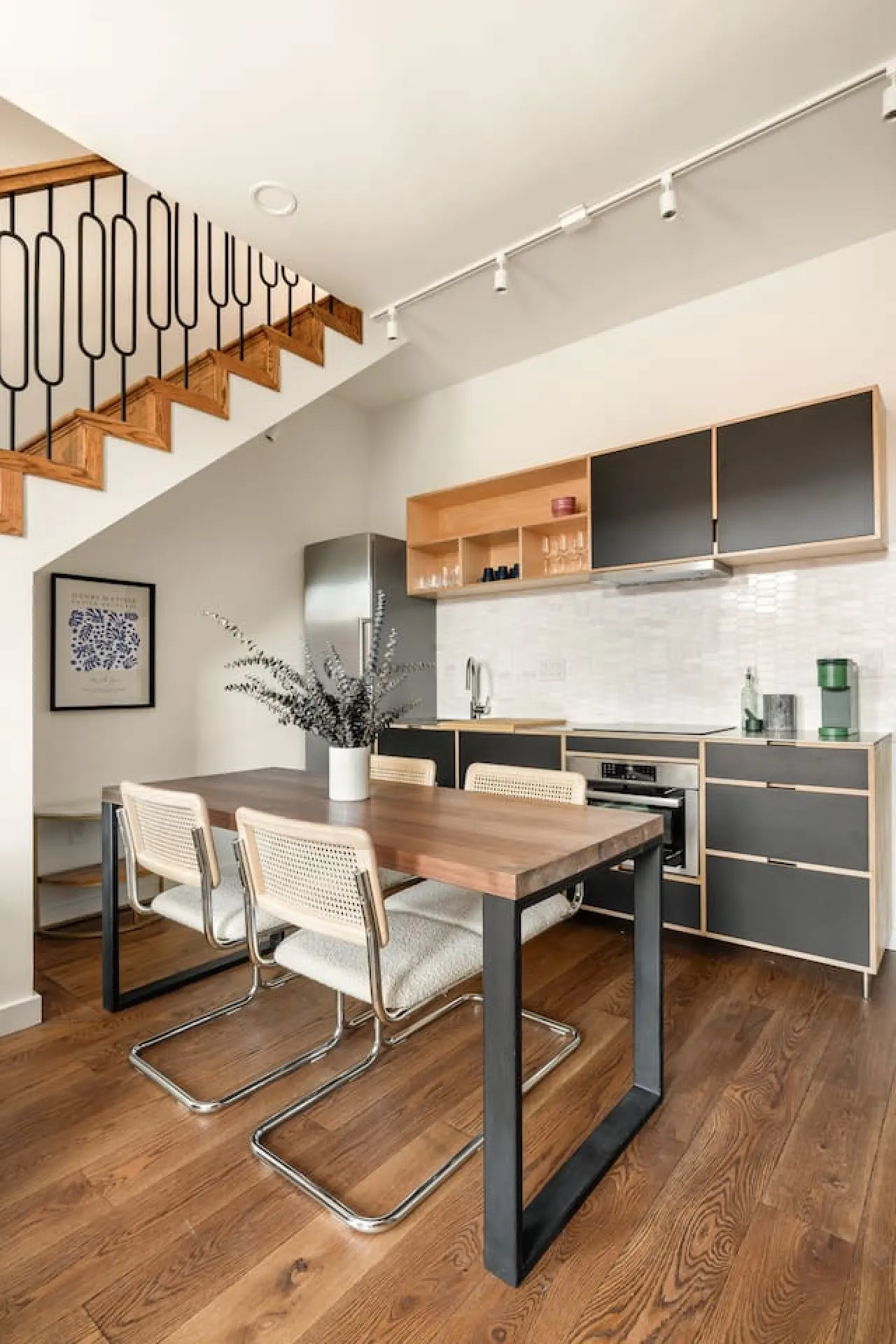 Lux Washington Park Rooftop Patio Free Parking 16