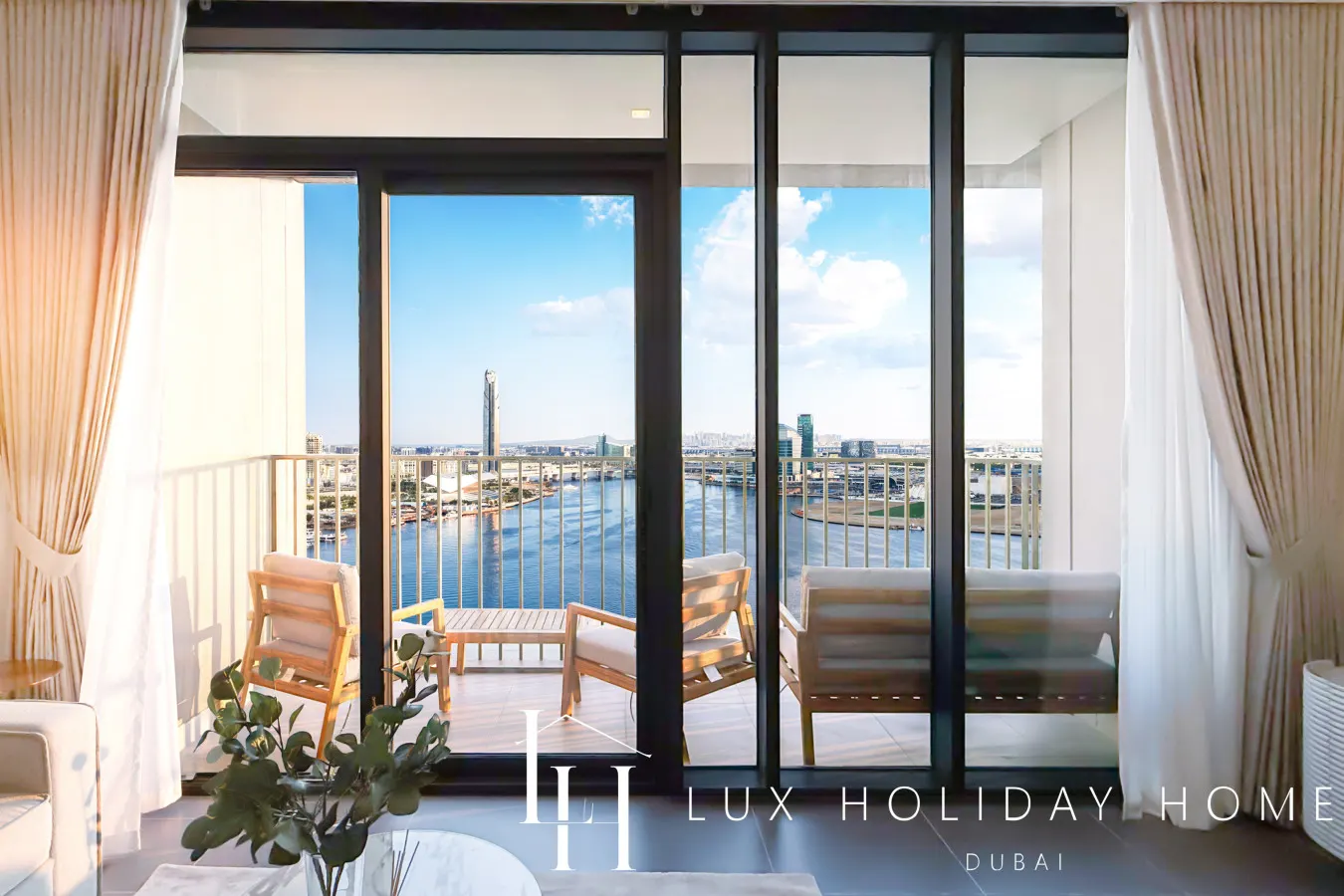 LUX | The Dubai Creek Edge Suite