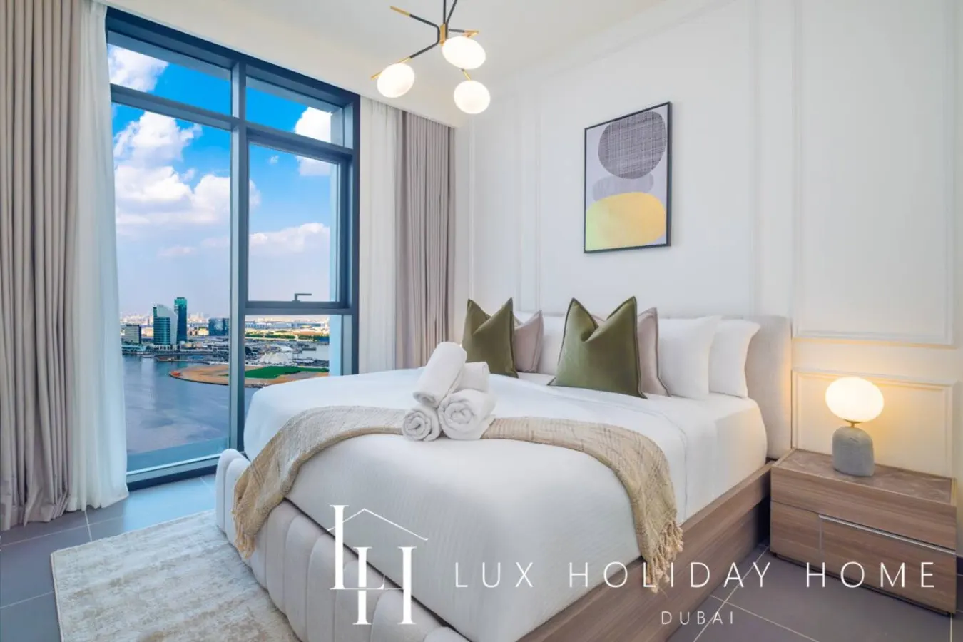LUX The Dubai Creek Edge Suite 9
