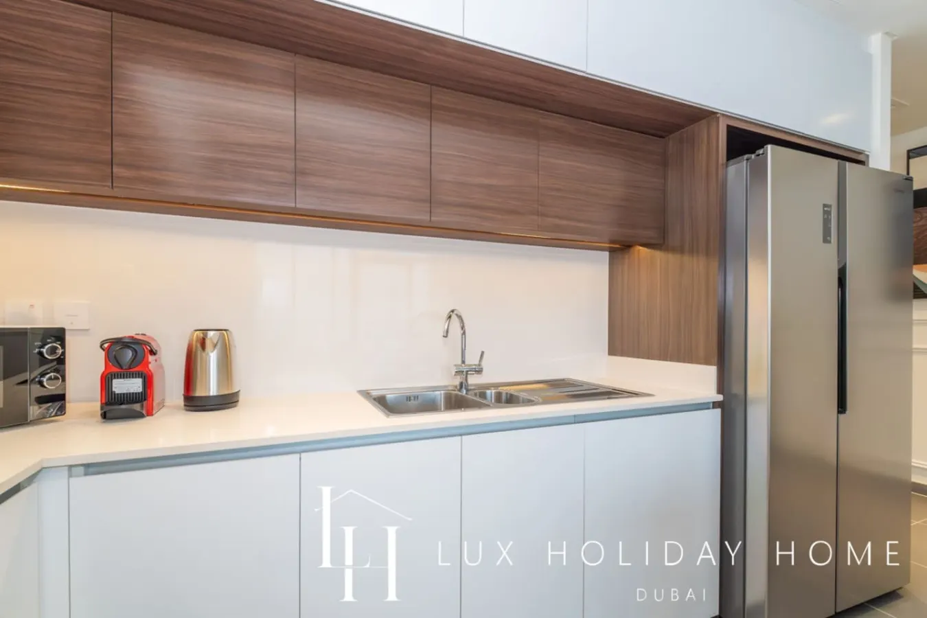 LUX The Dubai Creek Edge Suite 13