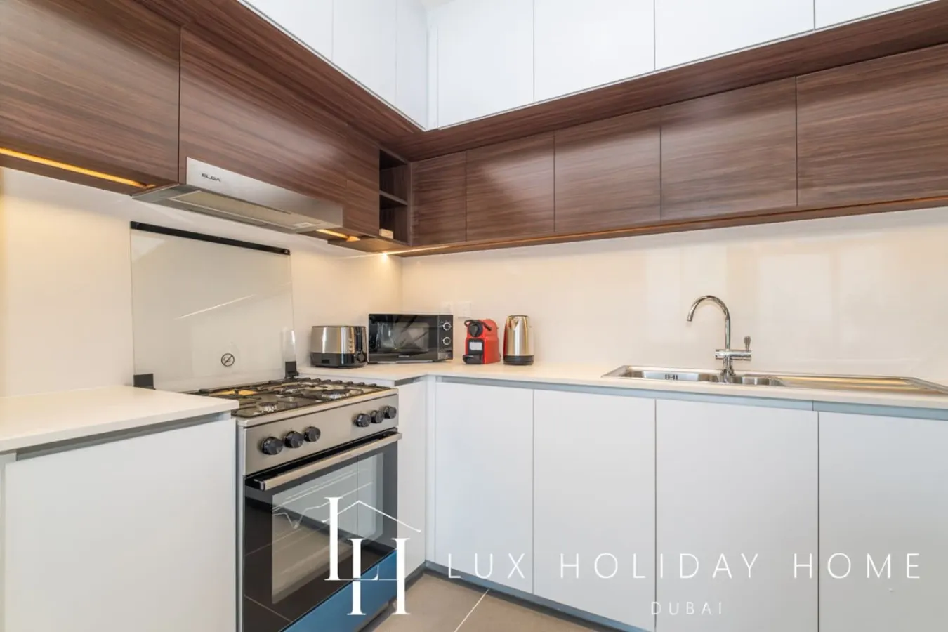 LUX The Dubai Creek Edge Suite 14