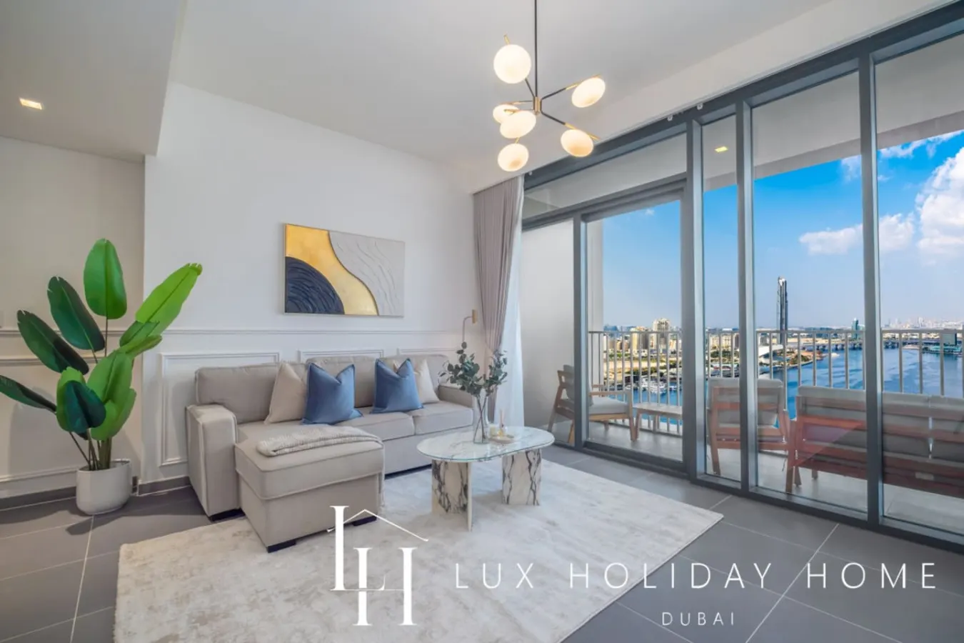 LUX The Dubai Creek Edge Suite 6