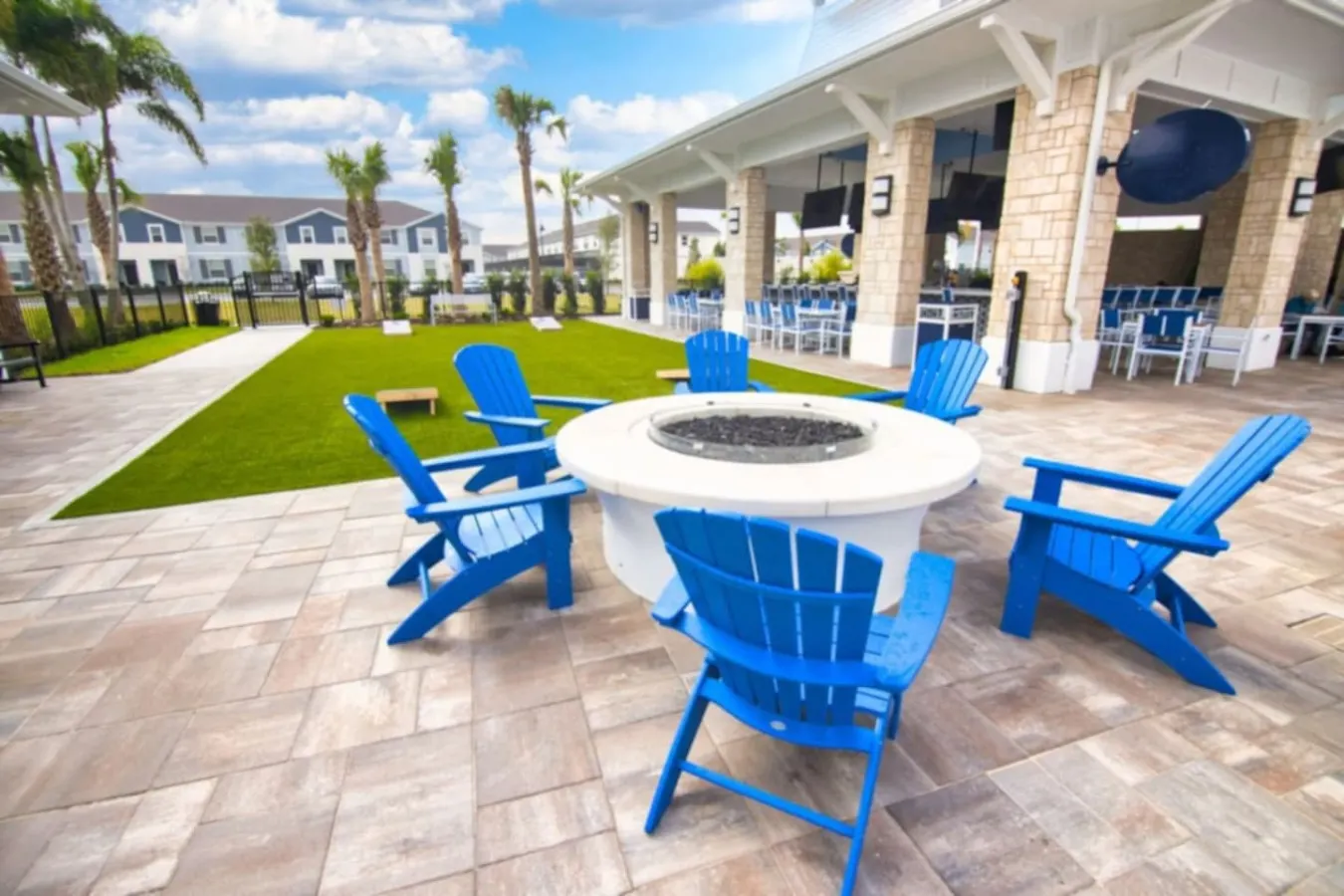 Spacious 10-Bedroom Home – Ideal for Large Families & Groups, with Private Pool! 13