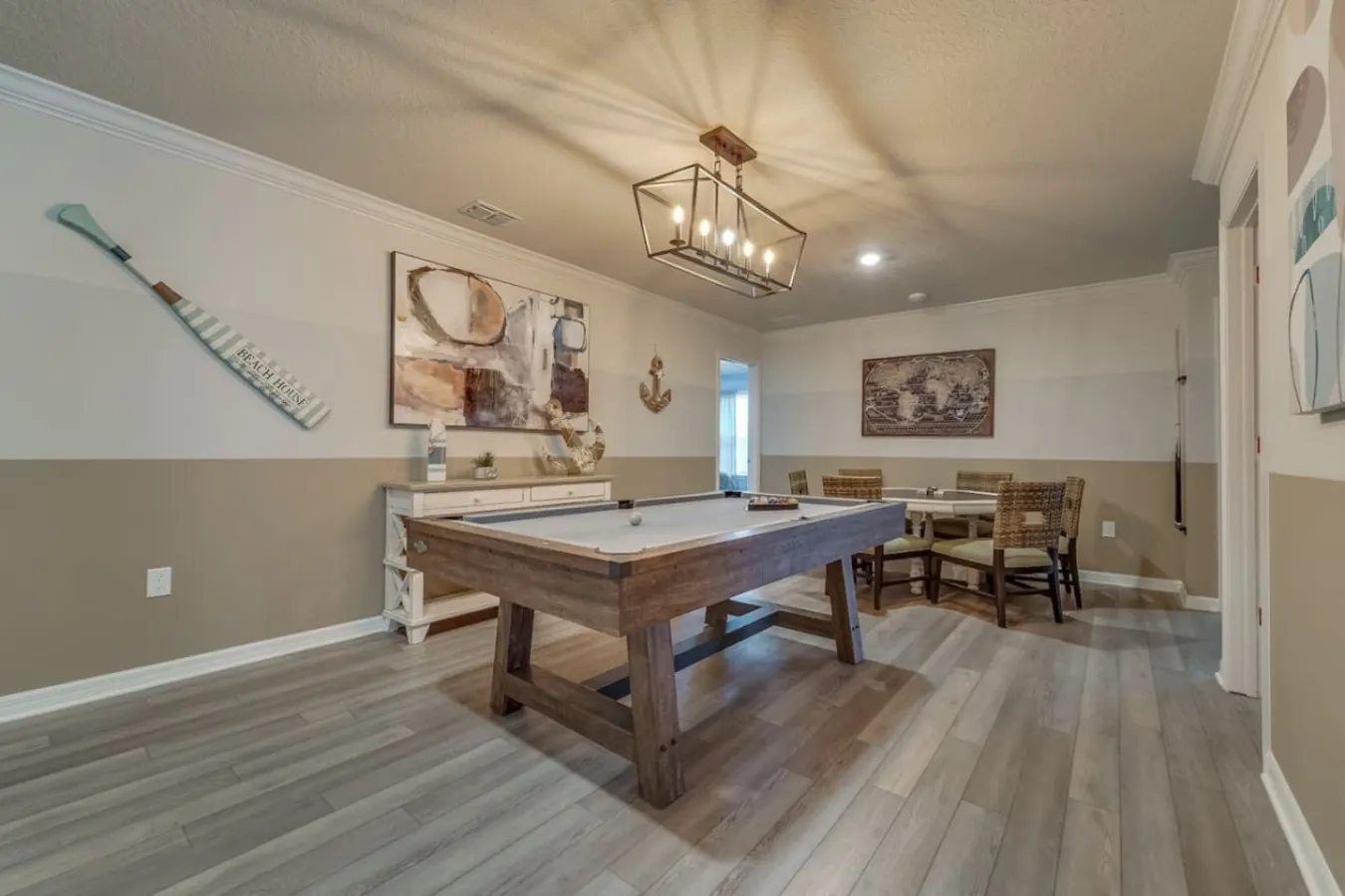 Spacious 10-Bedroom Home – Ideal for Large Families & Groups, with Private Pool! 5