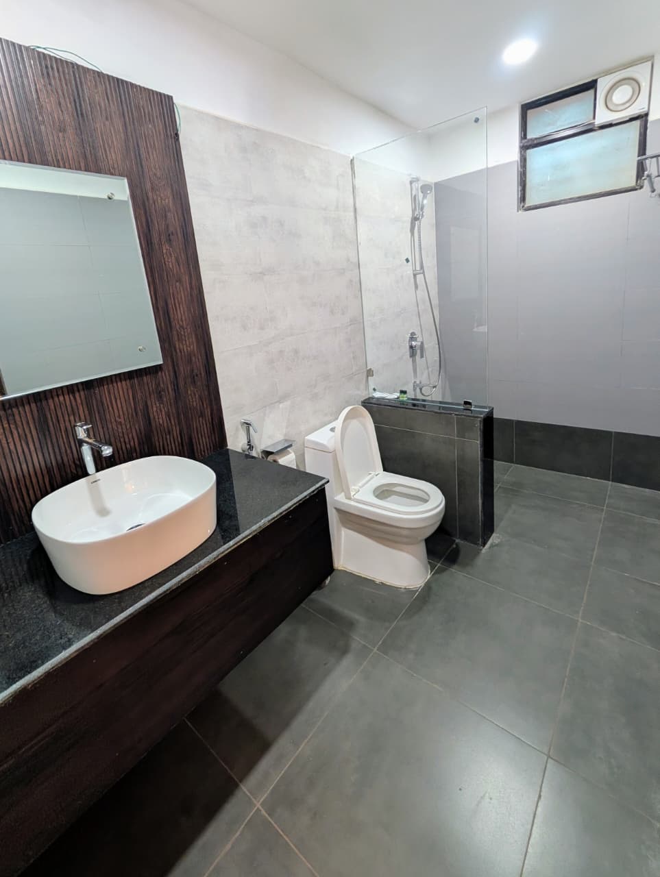 106 Paradise View Resort - Steps to Candolim Beach 6