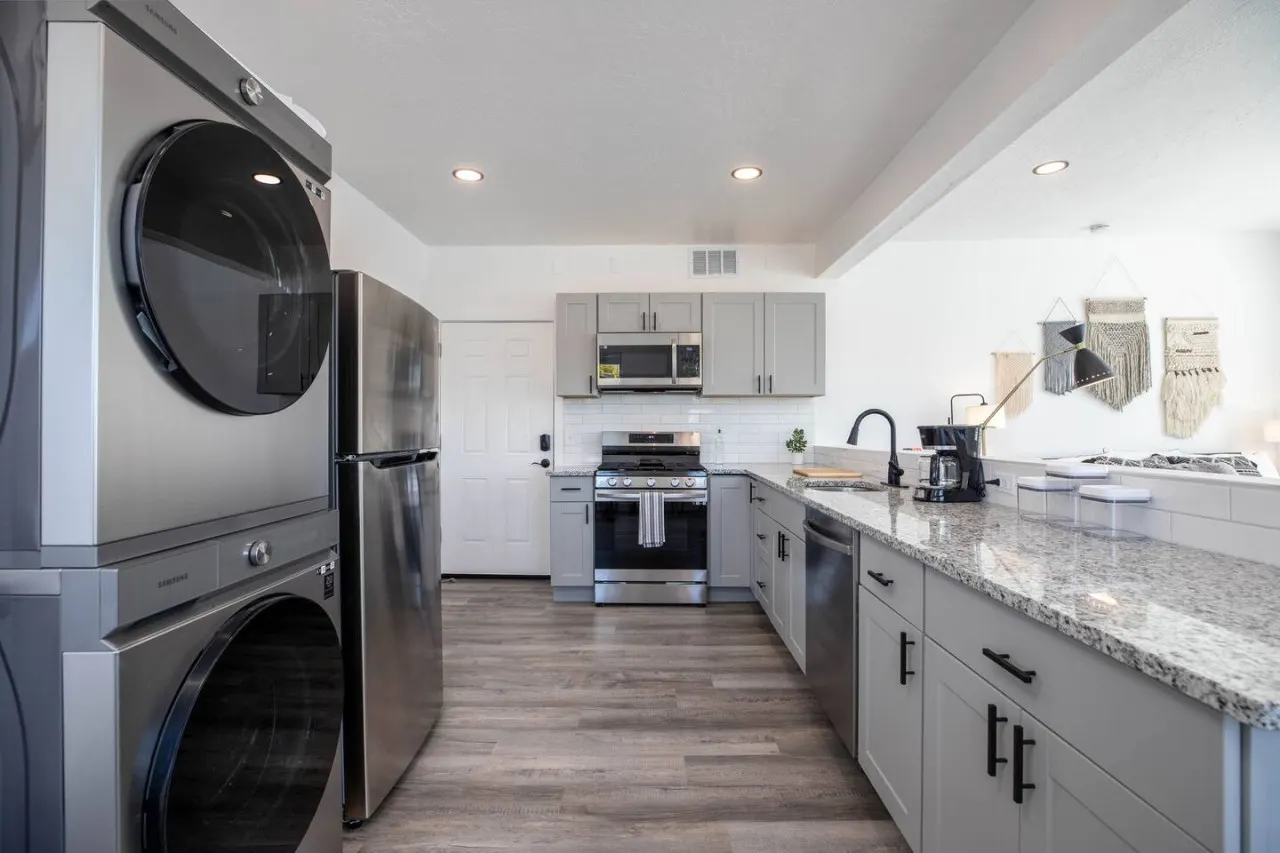Trolley Square Vacation Rental - The Barber Loft Salt Lake City 12