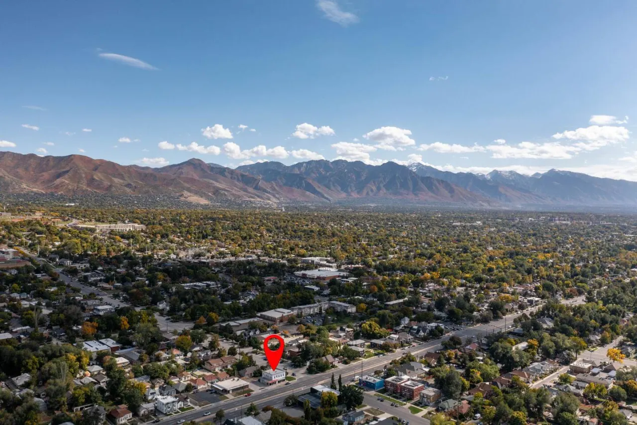 Trolley Square Vacation Rental - The Barber Loft Salt Lake City 17