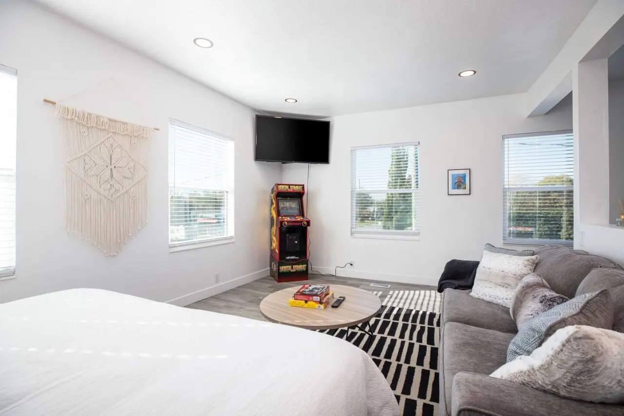 Trolley Square Vacation Rental - The Barber Loft Salt Lake City — photo 3