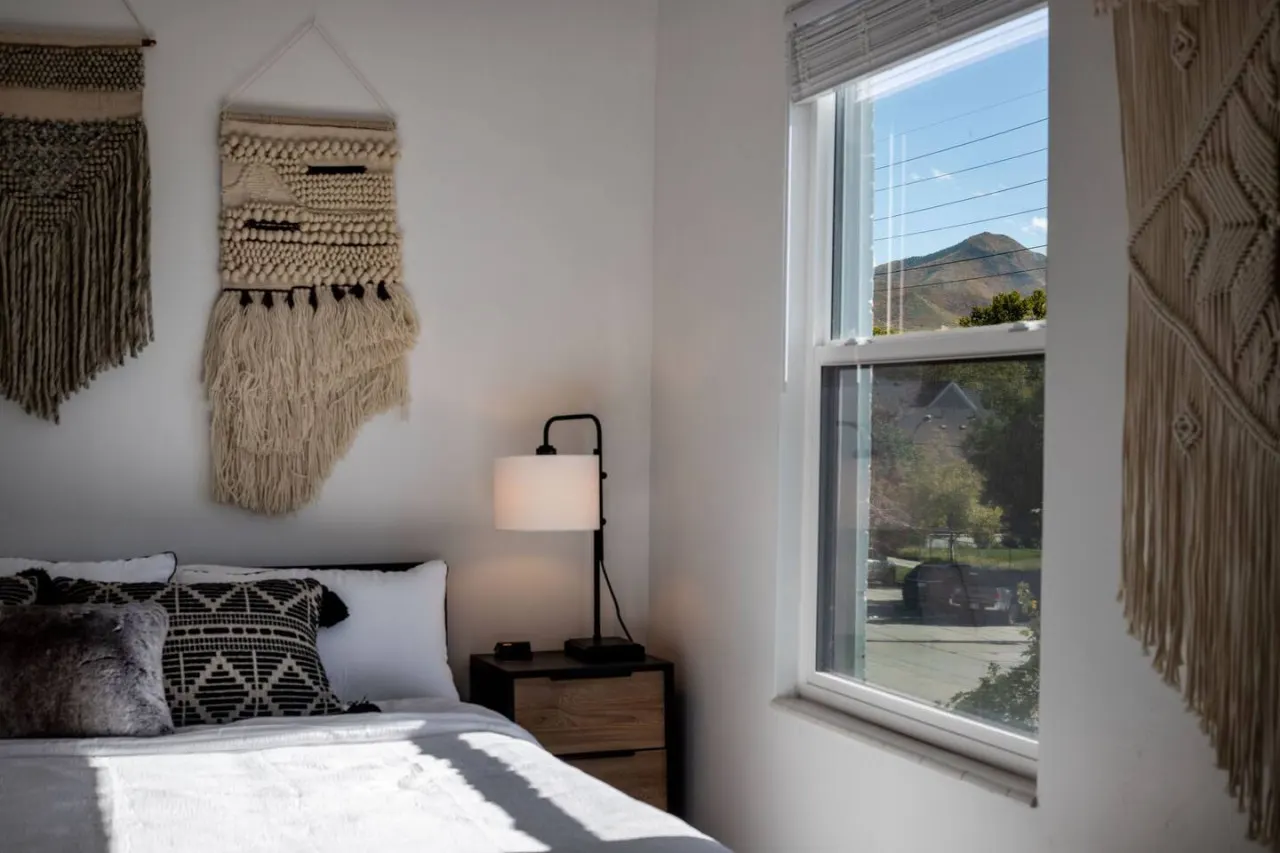 Trolley Square Vacation Rental - The Barber Loft Salt Lake City 8