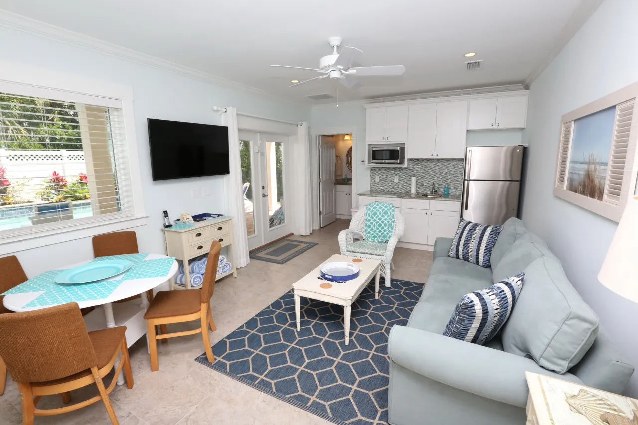 Luxury Ocean View/Beachside, 3-story, Elevator, Heated Pool & Great Rooftop Deck 11