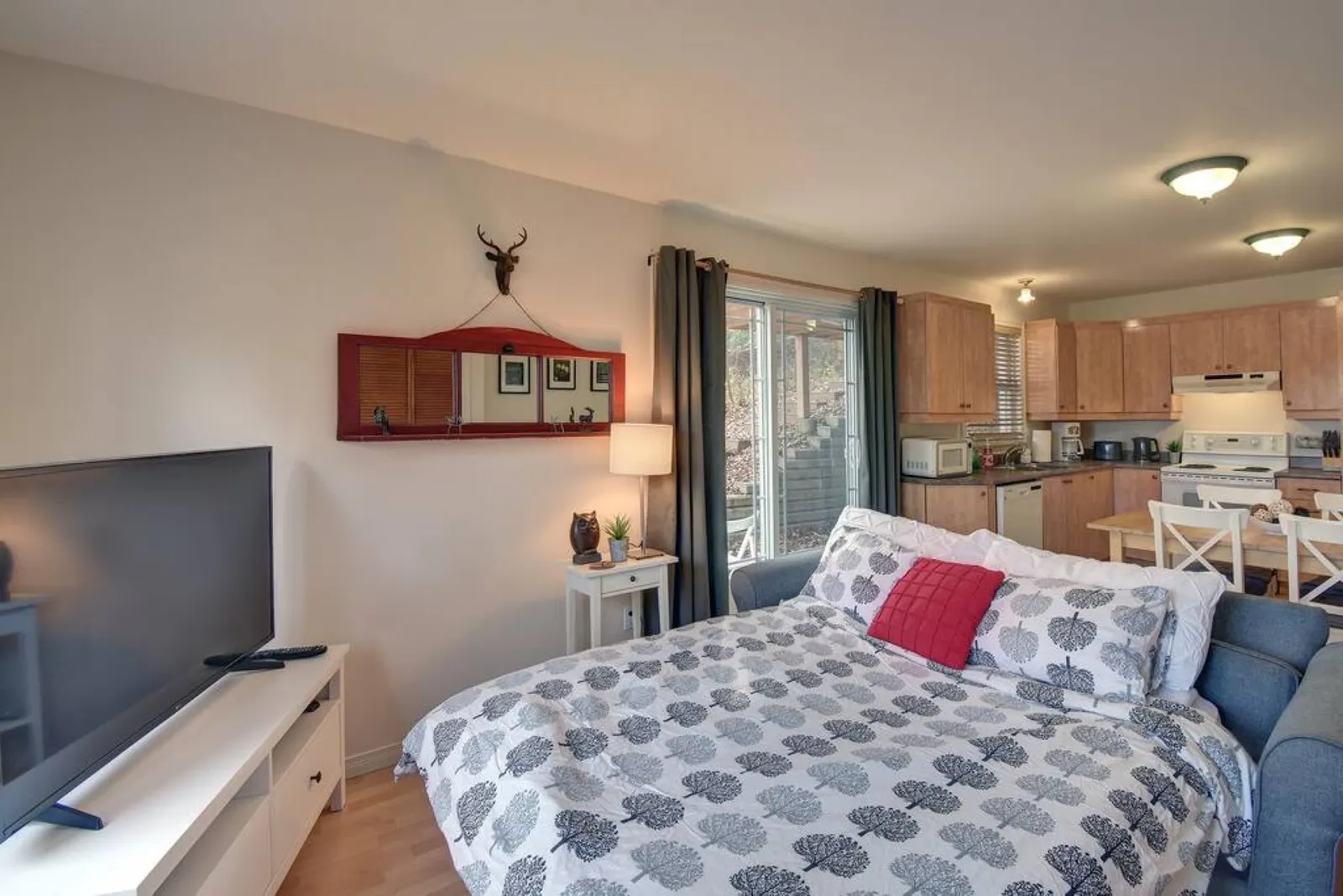 Tranquility Lodge by Instant Suites La Bete Golf 9