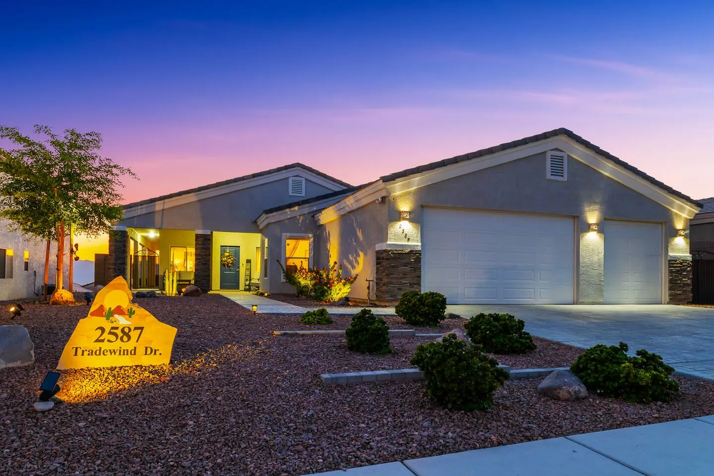 Amazing Sunset Views Pool 3bd BBQ Sleeps 7 6