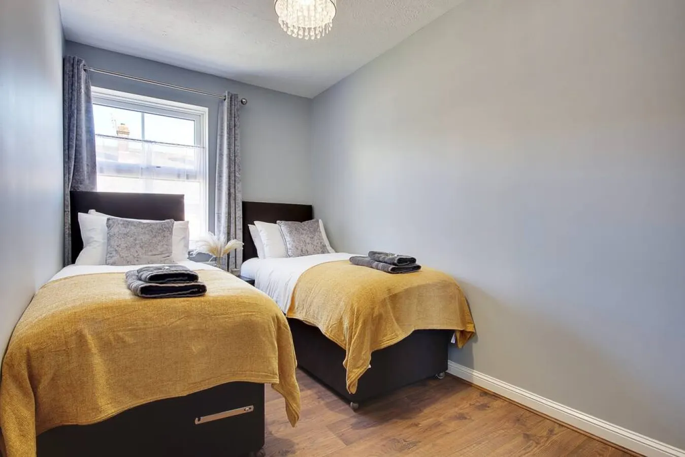 14 Oxford Mews - Stunning House Sleeps 10 19