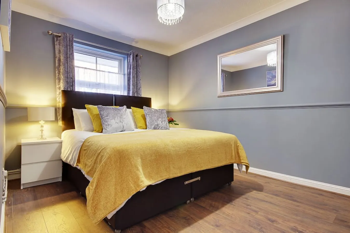 14 Oxford Mews - Stunning House Sleeps 10 6