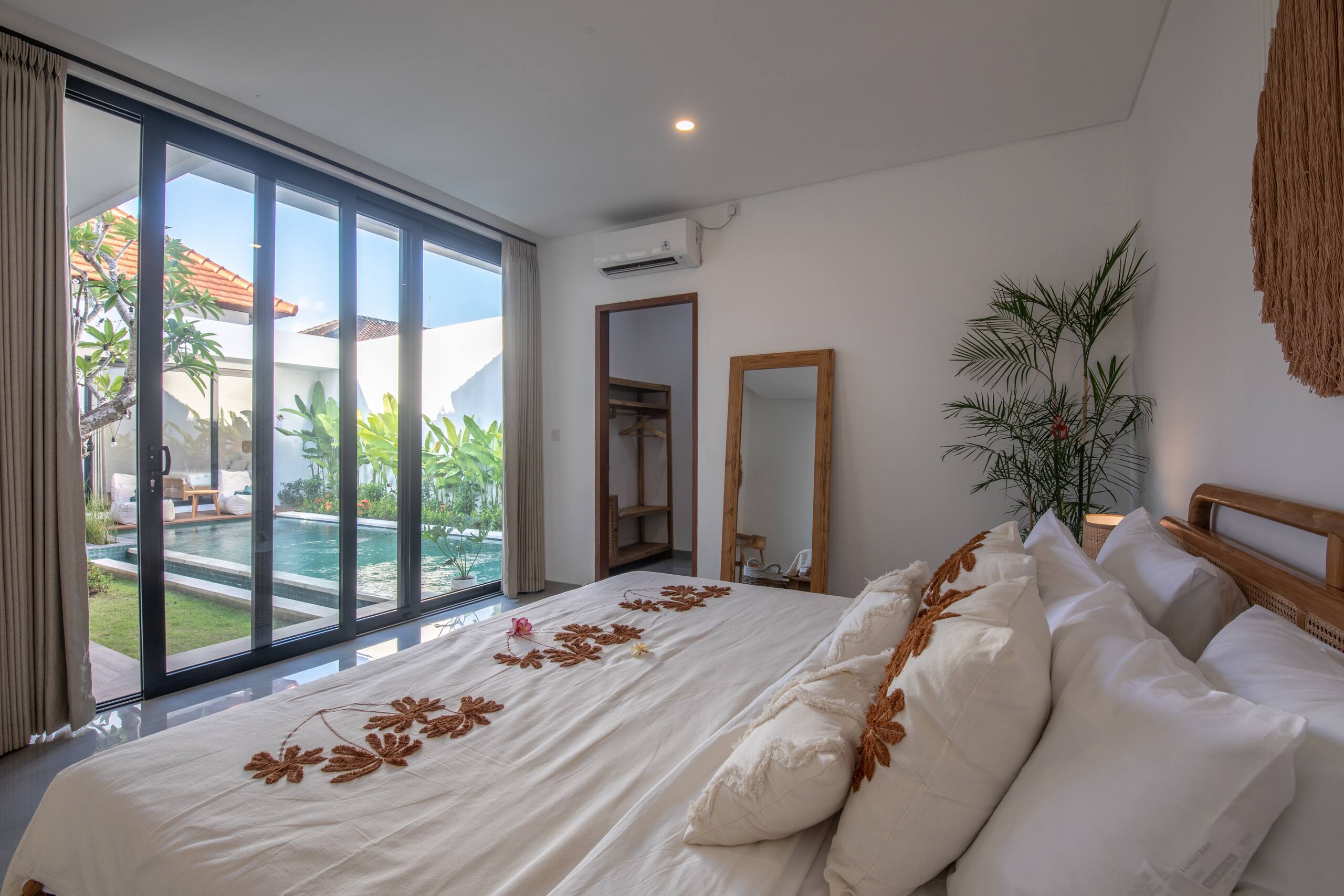 Sienna Villas - Luxury Bali Pool Villas 15