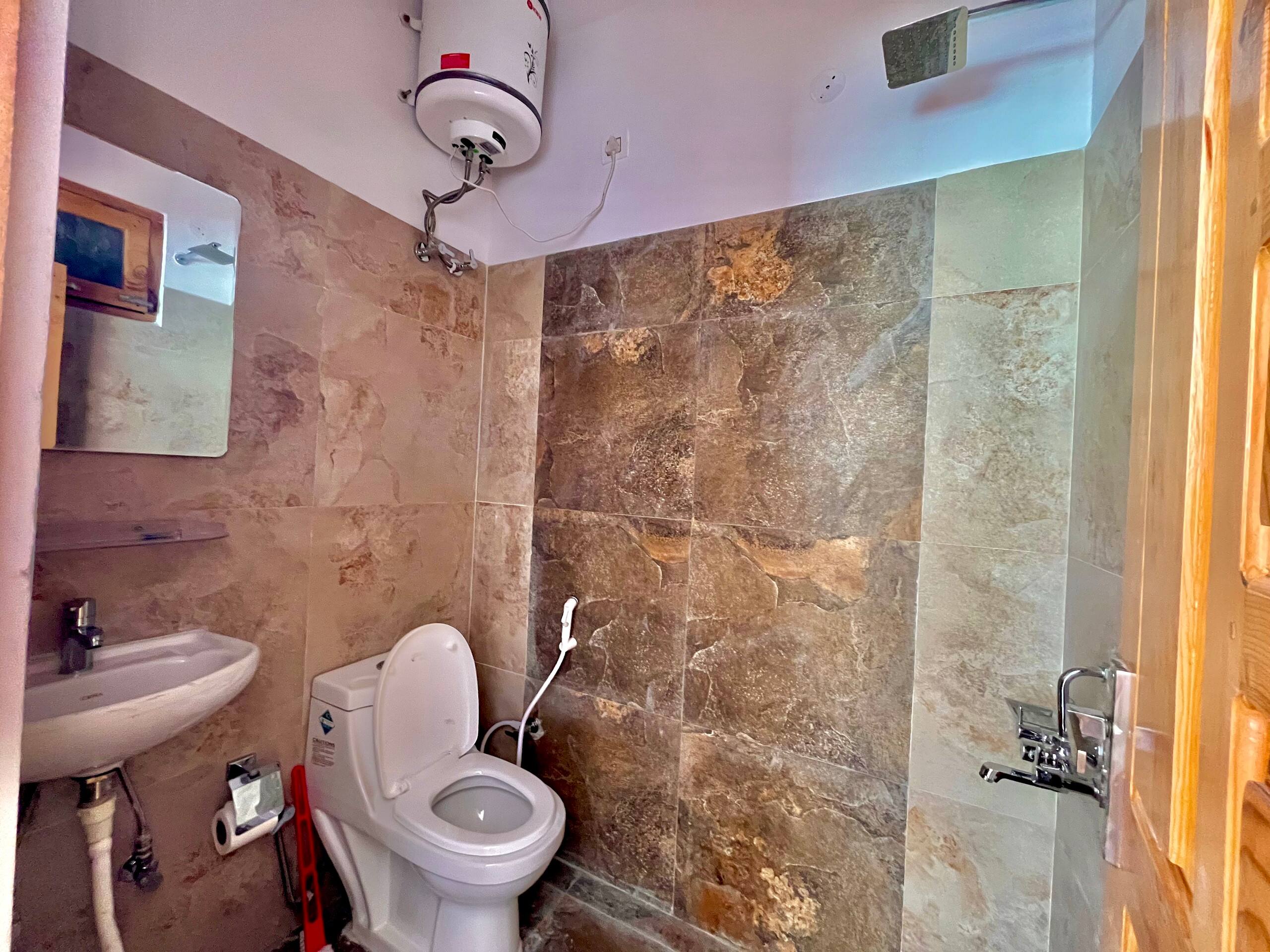 A Beautiful Traveller's homestay 18