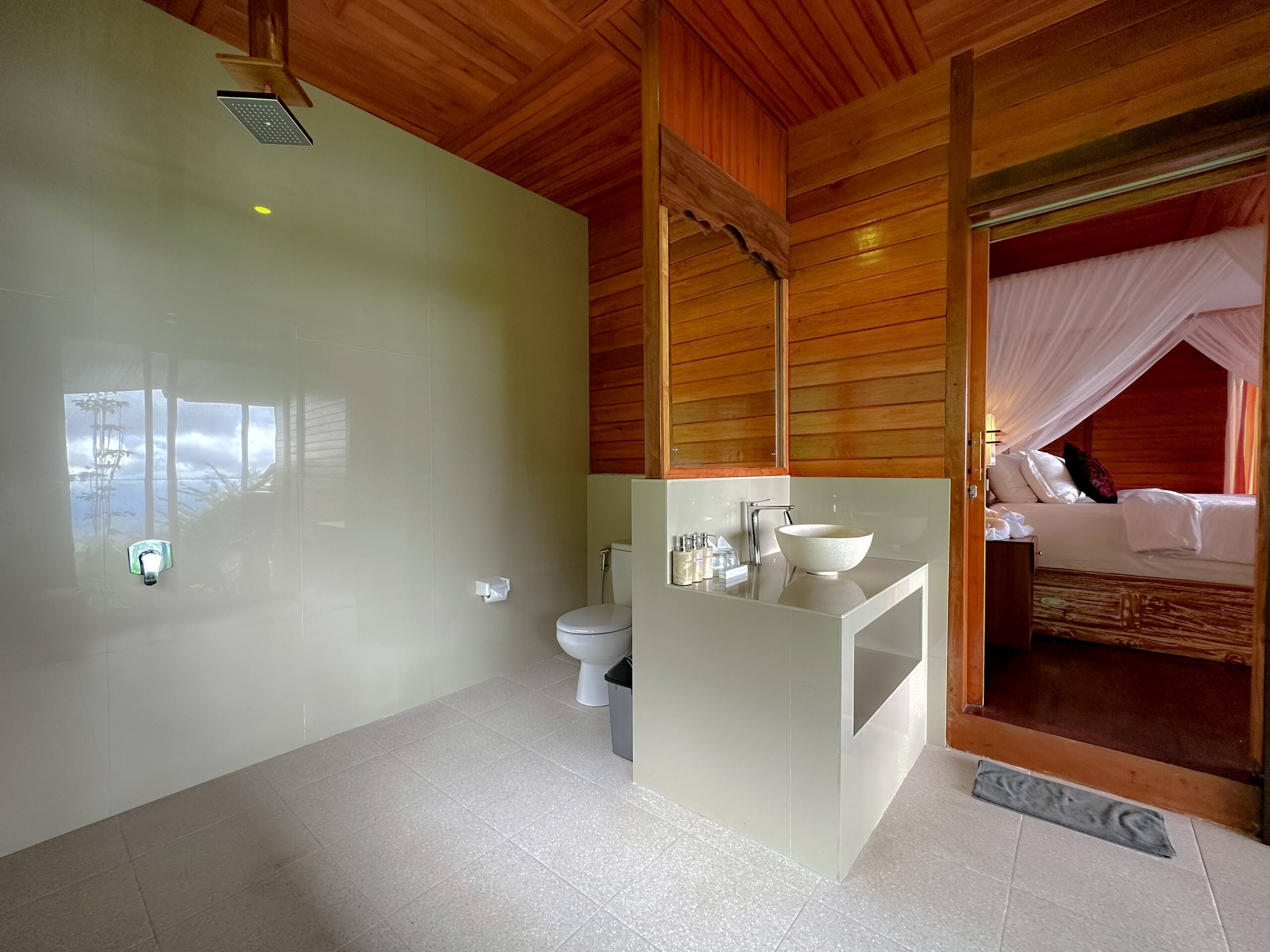 Romantic 1BR Jacuzzi Villa in Munduk Highlands 9