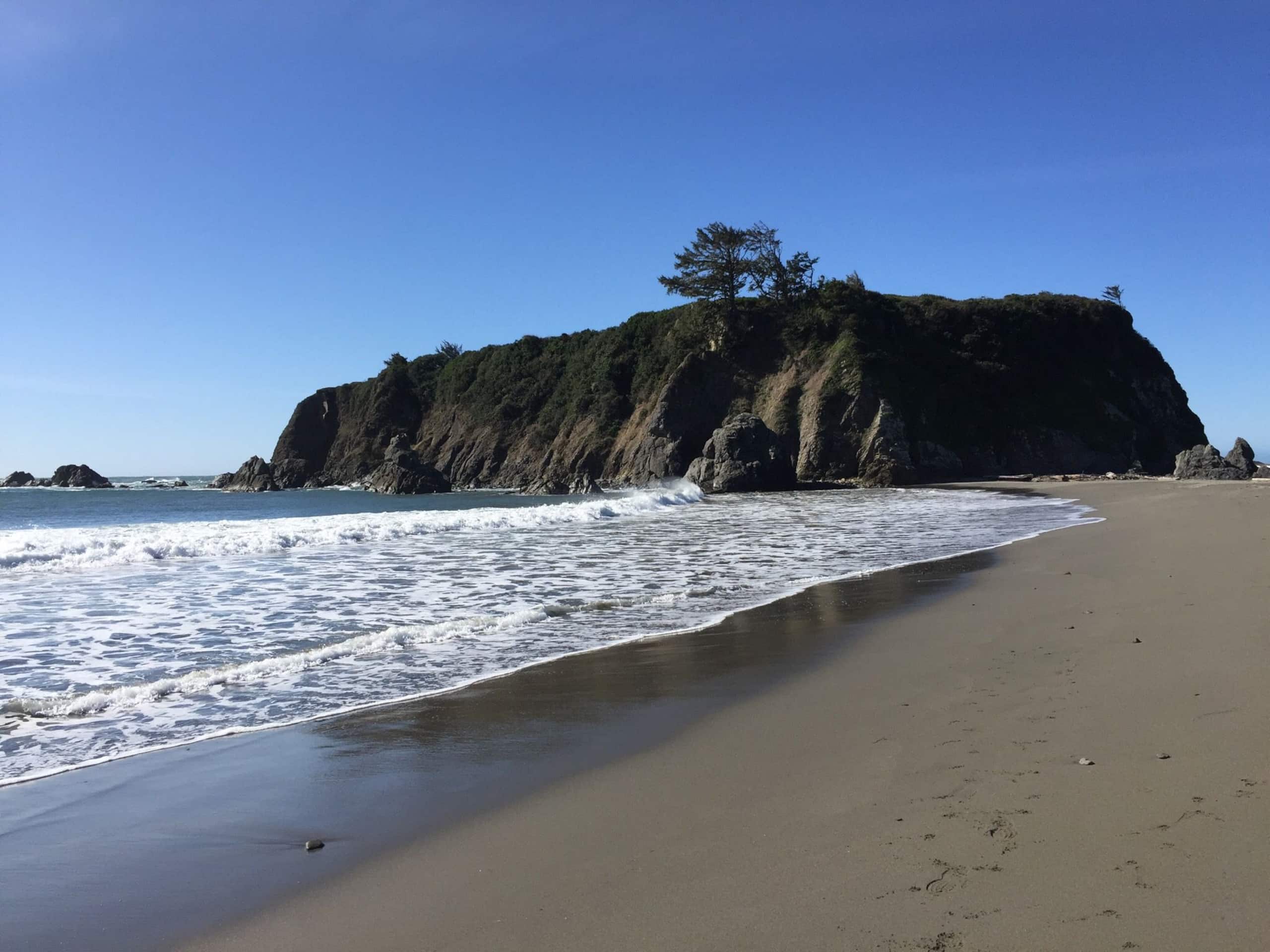 Coastal Haven: Oceanview and Hot Tub 37