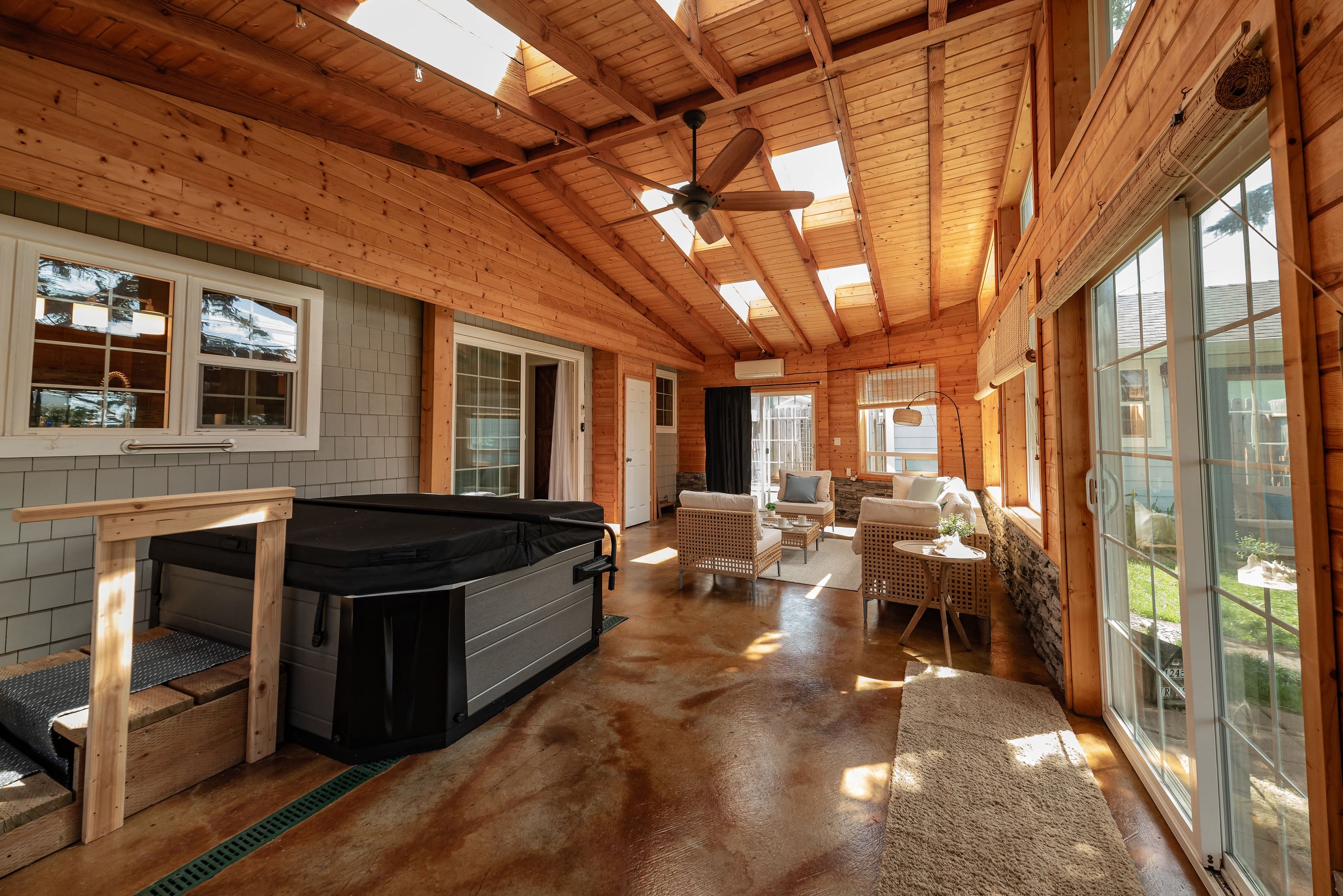 Coastal Haven: Oceanview and Hot Tub 34