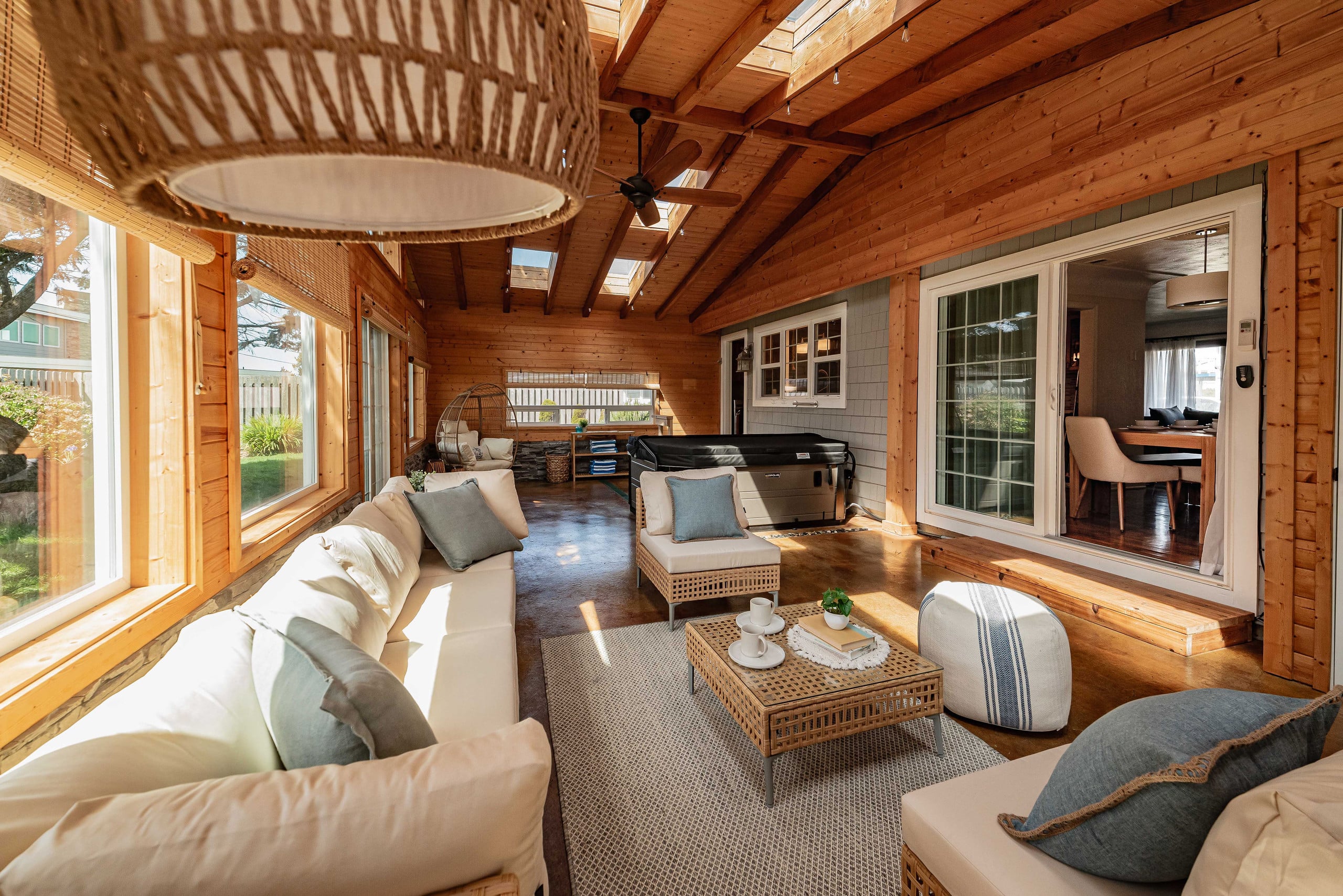 Coastal Haven: Oceanview and Hot Tub 6