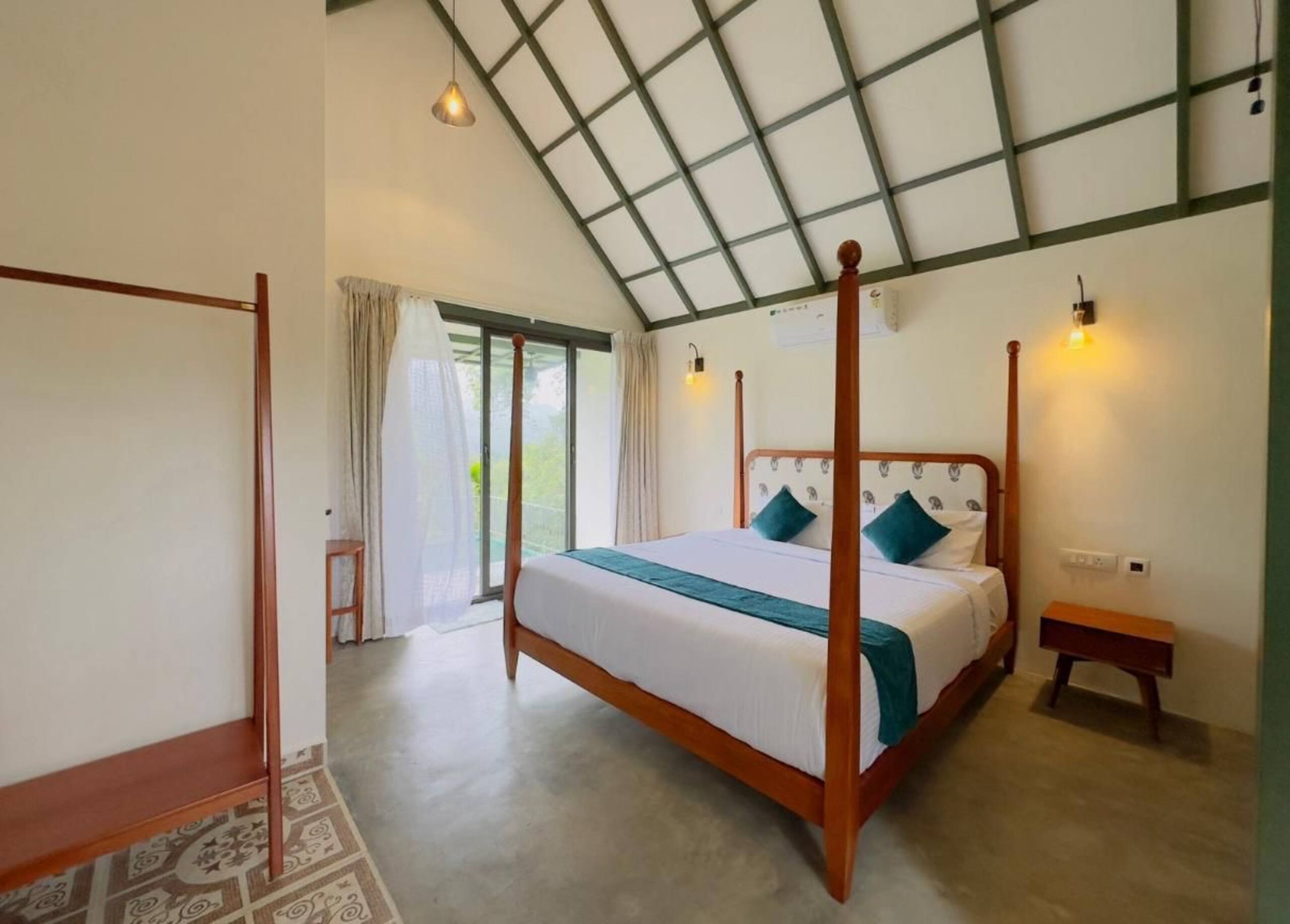 Sky Bed Cottage | Mountain peak view 4