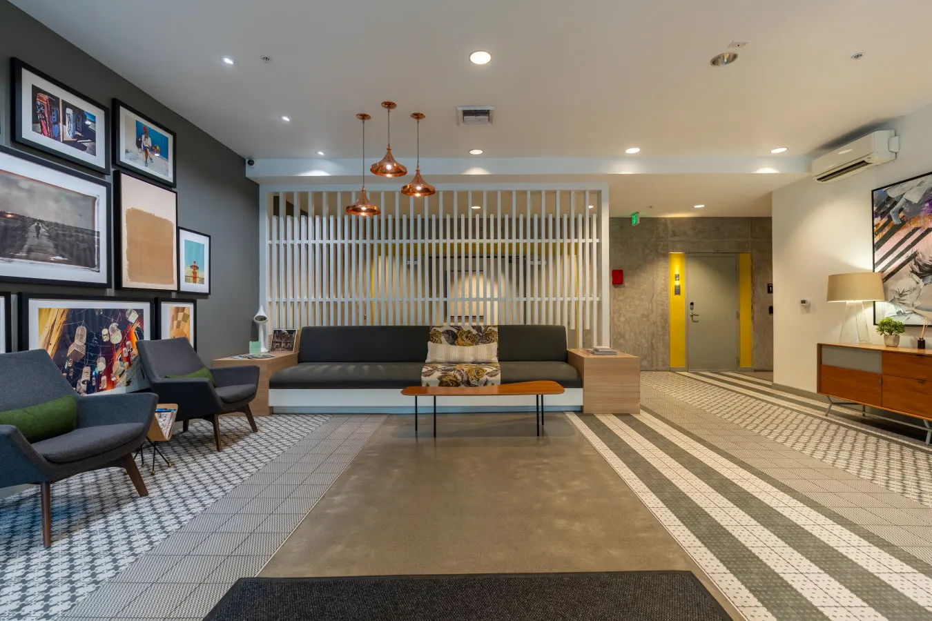 Central District Large King Bed Apartment 9