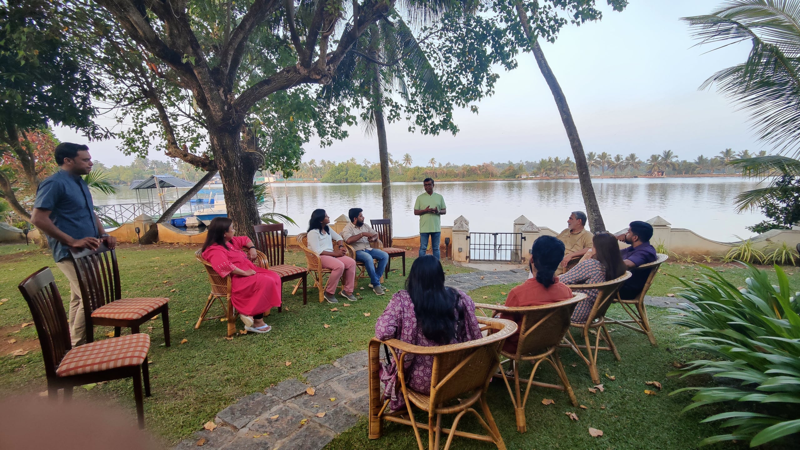 The Ambassador's Residence:Lakeside Villa in Kochi 19