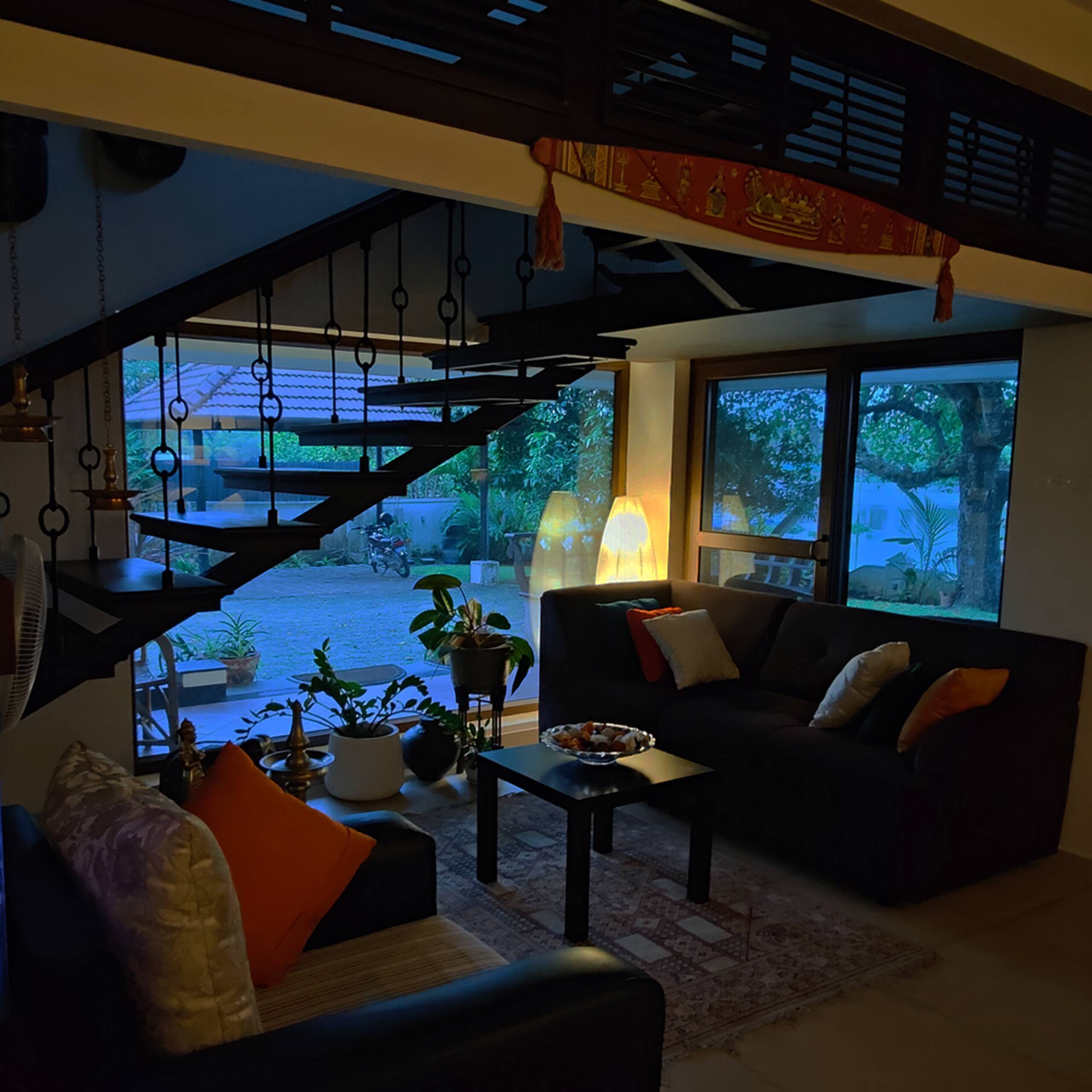 The Ambassador's Residence:Lakeside Villa in Kochi 4