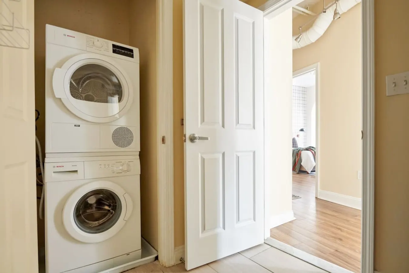 Spacious 2BR Keyless Entry 14