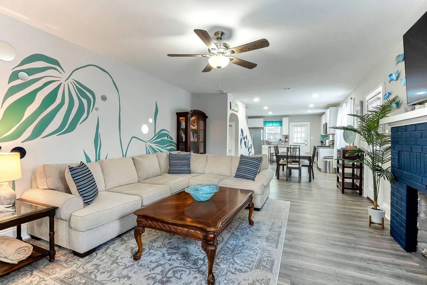 Willoughby Beach 5BR Retreat | Sleeps 10